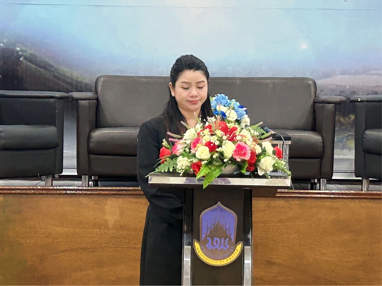 คณะรัฐศาสตร์และสังคมศาสตร์ จัดโครงการสัมมนาวิชาการด้านรัฐศาสตร์และสังคมศาสตร์ ภายใต้หัวข้อการเมืองไทยที่ไม่มีเสถียรภาส่งผลกระทบต่อการพัฒนาชุมชนท้องถิ่น