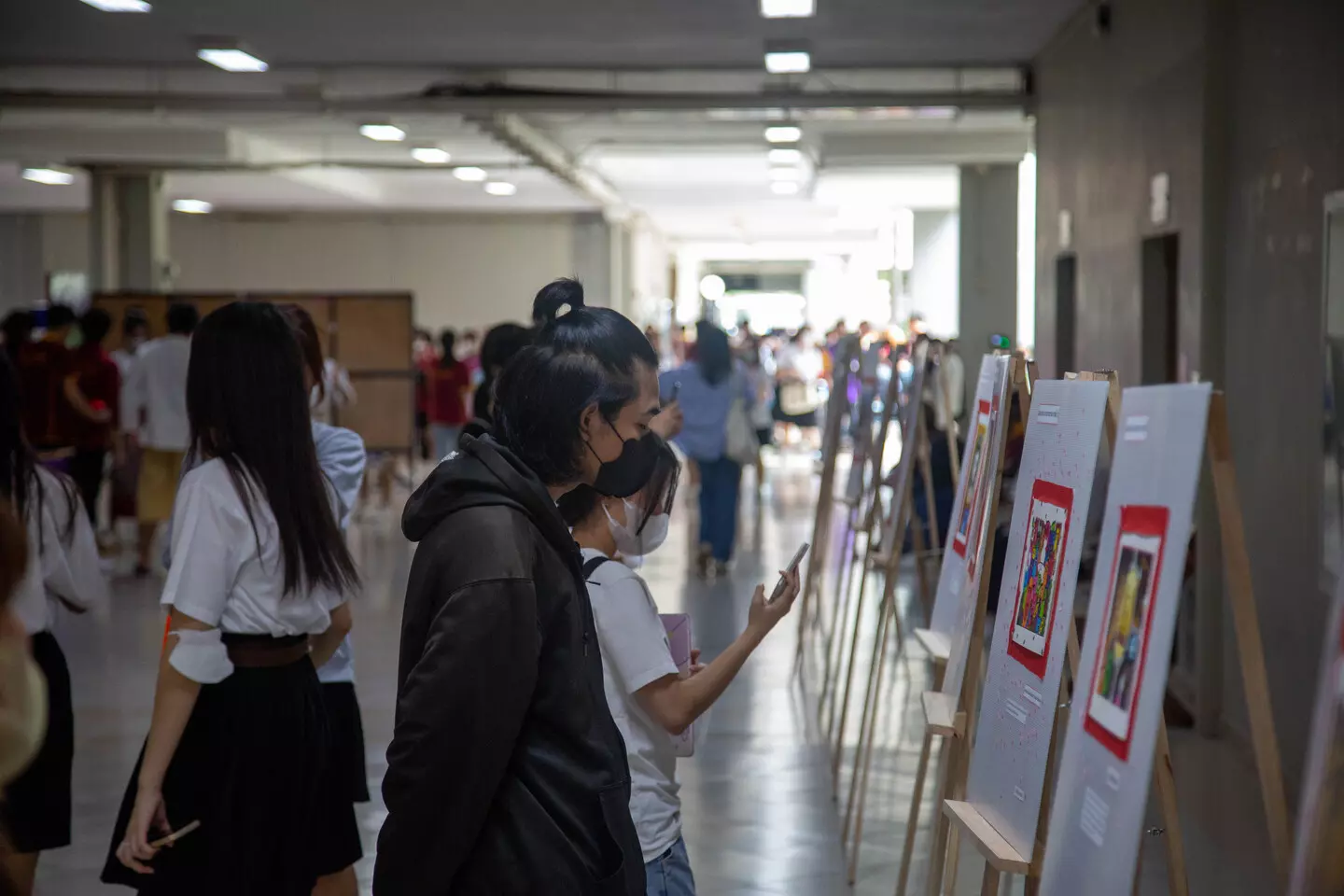 คณะรัฐศาสตร์และสังคมศาสตร์ ได้จัดโครงการต๊าช: Show & Share อัตลักษณ์รัฐ-พัฒน์ ร่วมกับโครงการพัฒนาศักยภาพผู้นำนิสิต กิจกรรมที่ 2 สุนทรียภาพและการเมือง