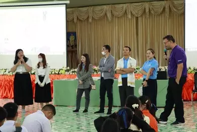 คณะรัฐศาสตร์และสังคมศาสตร์ นำทัพคณาจารย์เข้าแนะแนวการศึกษาต่อ แก่นักเรียนชั้นมัธยมศึกษาปีที่ 6 โรงเรียนฟากกว๊านวิทยาคม จ.พะเยา