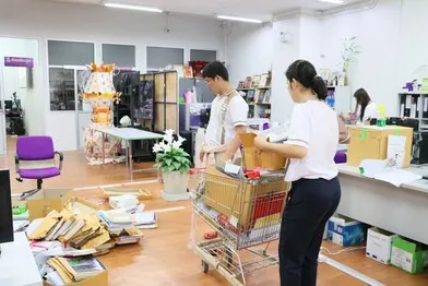 คณะรัฐศาสตร์และสังคมศาสตร์ จัดกิจกรรม “Big Cleaning Day & 5ส.” เพื่อส่งเสริมสุขภาวะบุคลากรในองค์กร