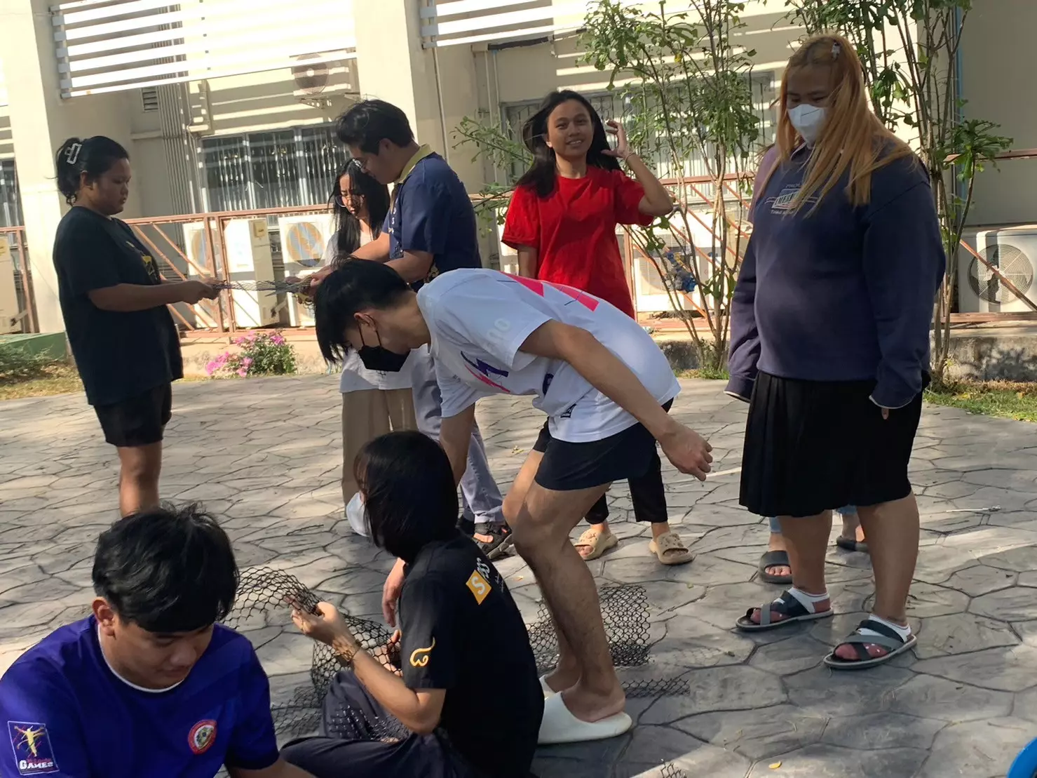 คณะรัฐศาสตร์และสังคมศาสตร์จัดกิจกรรมพัฒนาและปรับปรุงสวนของคณะฯ และโครงการเปิดสวน “ใต้ร่มรัฐพัฒน์”