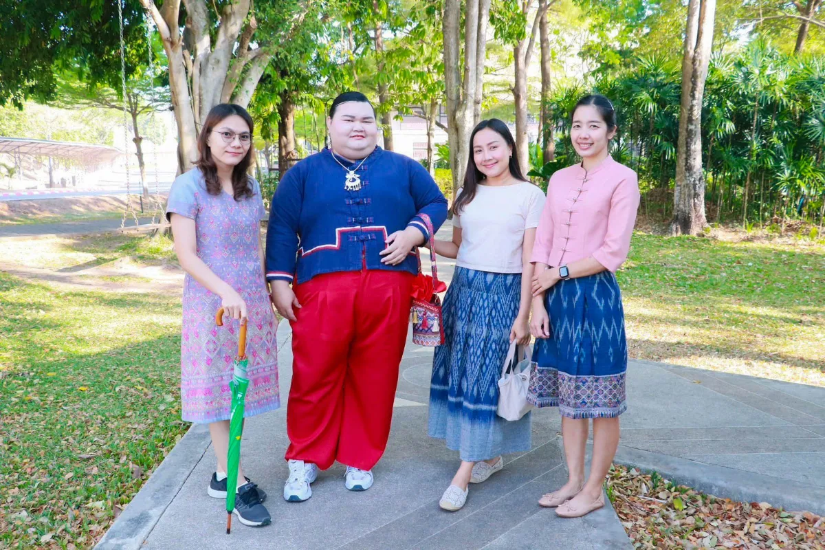 คณะรัฐศาสตร์และสังคมศาสตร์ ร่วมมือกับ คณะศิลปศาสตร์ และวิทยาลัยการศึกษา จัดพิธีสักการะพระบรมสารีริกธาตุ พิธีตักน้ำและเจริญพระพุทธมนต์น้ำสรงพระธาตุจอมทอง ประจำปี 2567