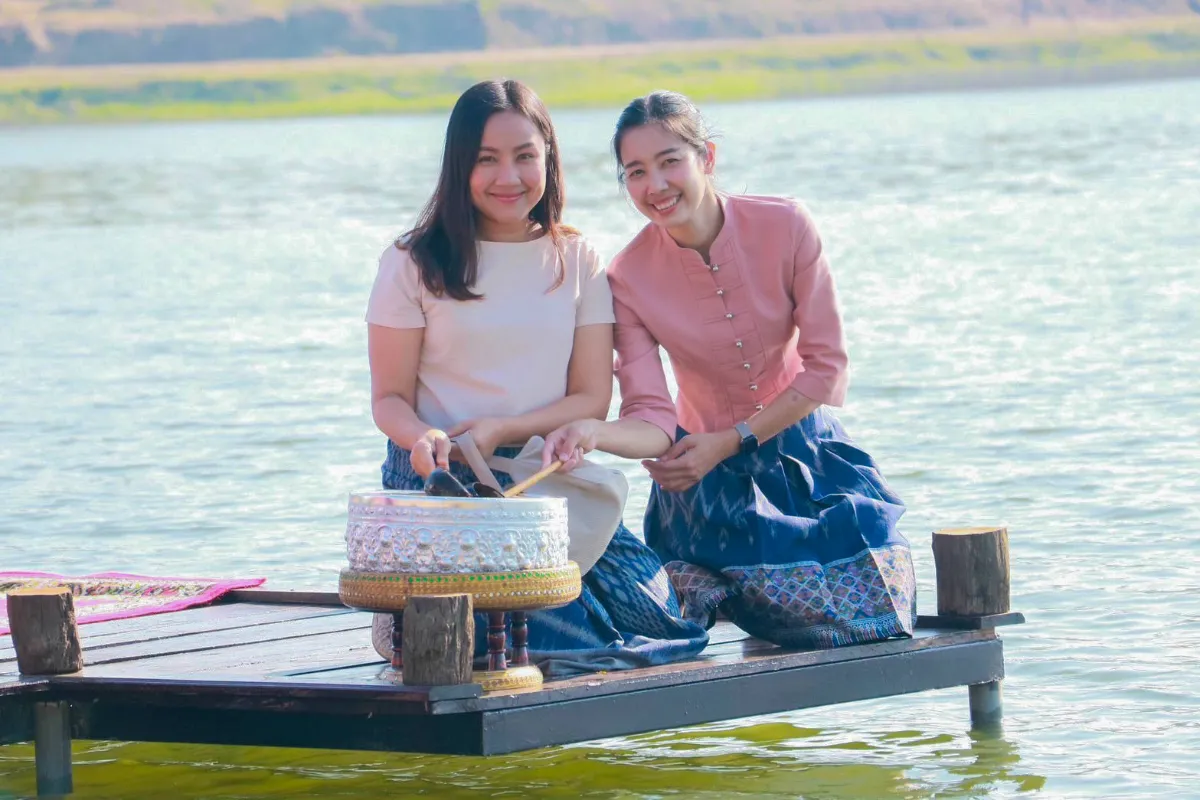 คณะรัฐศาสตร์และสังคมศาสตร์ ร่วมมือกับ คณะศิลปศาสตร์ และวิทยาลัยการศึกษา จัดพิธีสักการะพระบรมสารีริกธาตุ พิธีตักน้ำและเจริญพระพุทธมนต์น้ำสรงพระธาตุจอมทอง ประจำปี 2567