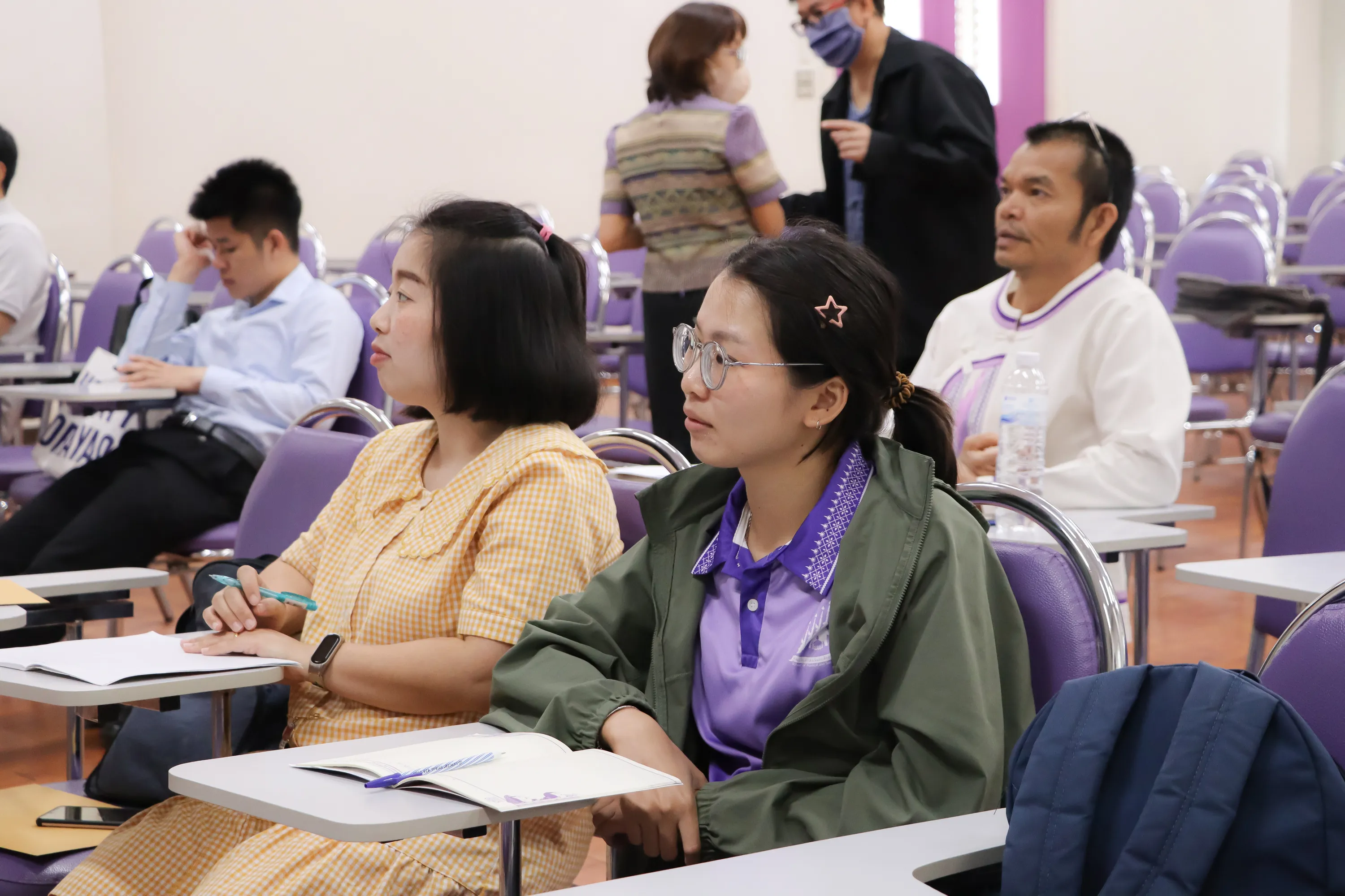 คณะรัฐศาสตร์และสังคมศาสตร์ จัดโครงการพัฒนาทักษะการเรียนรู้ด้านวิชาการของนิสิตระดับบัณฑิตศึกษา