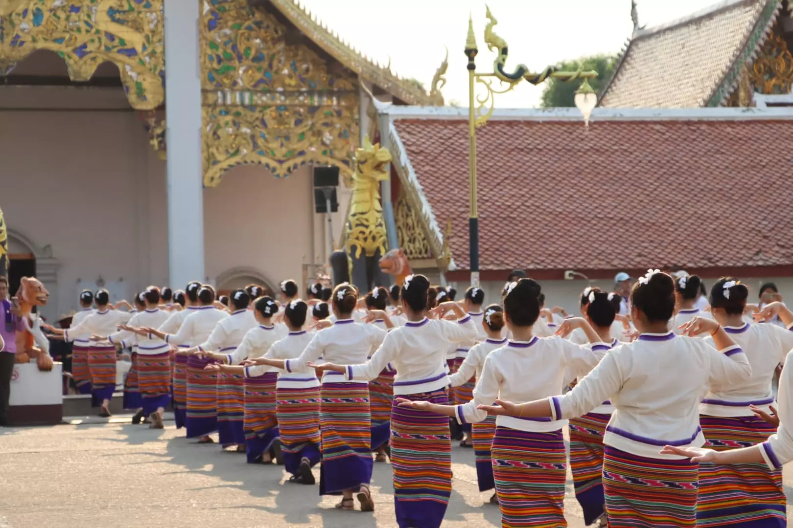 ครั้งที่ 9 สืบสานวัฒนธรรม ประเพณีแห่ผ้าห่มพระธาตุจอมทอง มหาวิทยาลัยพะเยา ประจำปี 2567