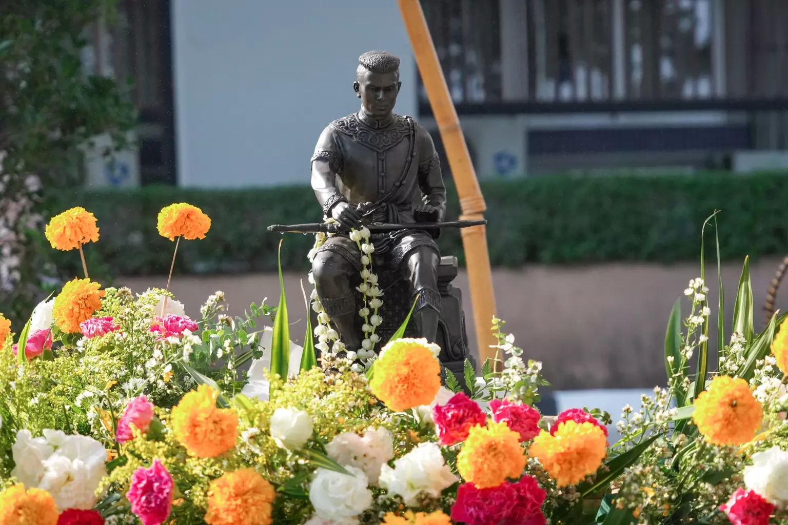 คณะรัฐศาสตร์และสังคมศาสตร์ ฮอมข้าวตอกดอกไม้ ฮอมใจกั๋นสืบสานป๋าเวณีปี๋ใหม่เมือง มหาวิทยาลัยพะเยา ประจำปี 2567