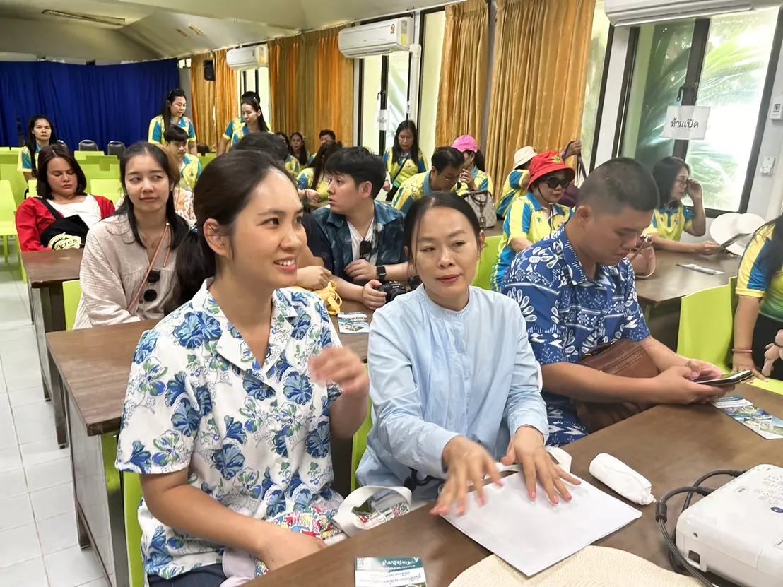 คณะรัฐศาสตร์และสังคมศาสตร์ นำทัพบุคลากรสายสนับสนุนจัดโครงการกำหนดค่านิยมวัฒนธรรมการทำงาน จัดทำแผนการพัฒนาบุคลากร การเขียนวิจัยสถาบัน R2R และการจัดทำคู่มือปฏิบัติงาน ณ จังหวัดจันทบุรี