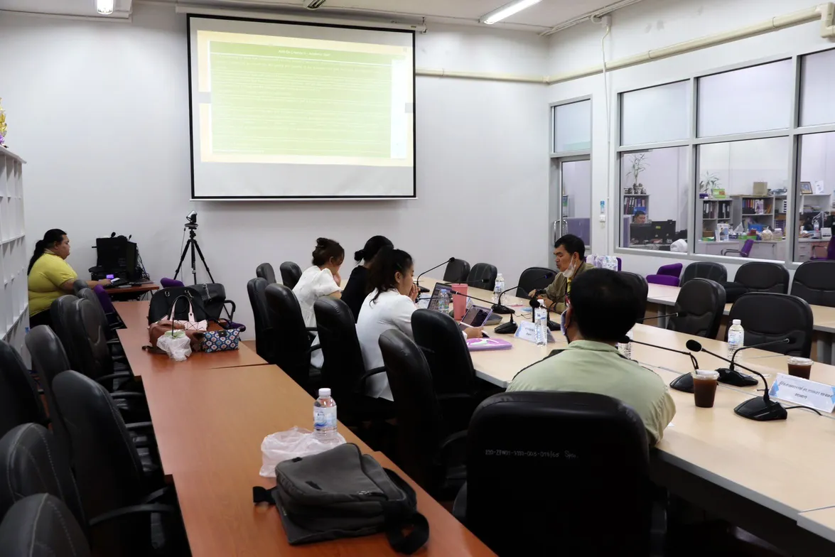 คณะรัฐศาสตร์และสังคมศาสตร์ จัดกิจกรรมแลกเปลี่ยนเรียนรู้ผลการดำเนินงานการประกันคุณภาพการศึกษาภายใน ระดับหลักสูตร ประจำปีการศึกษา 2566