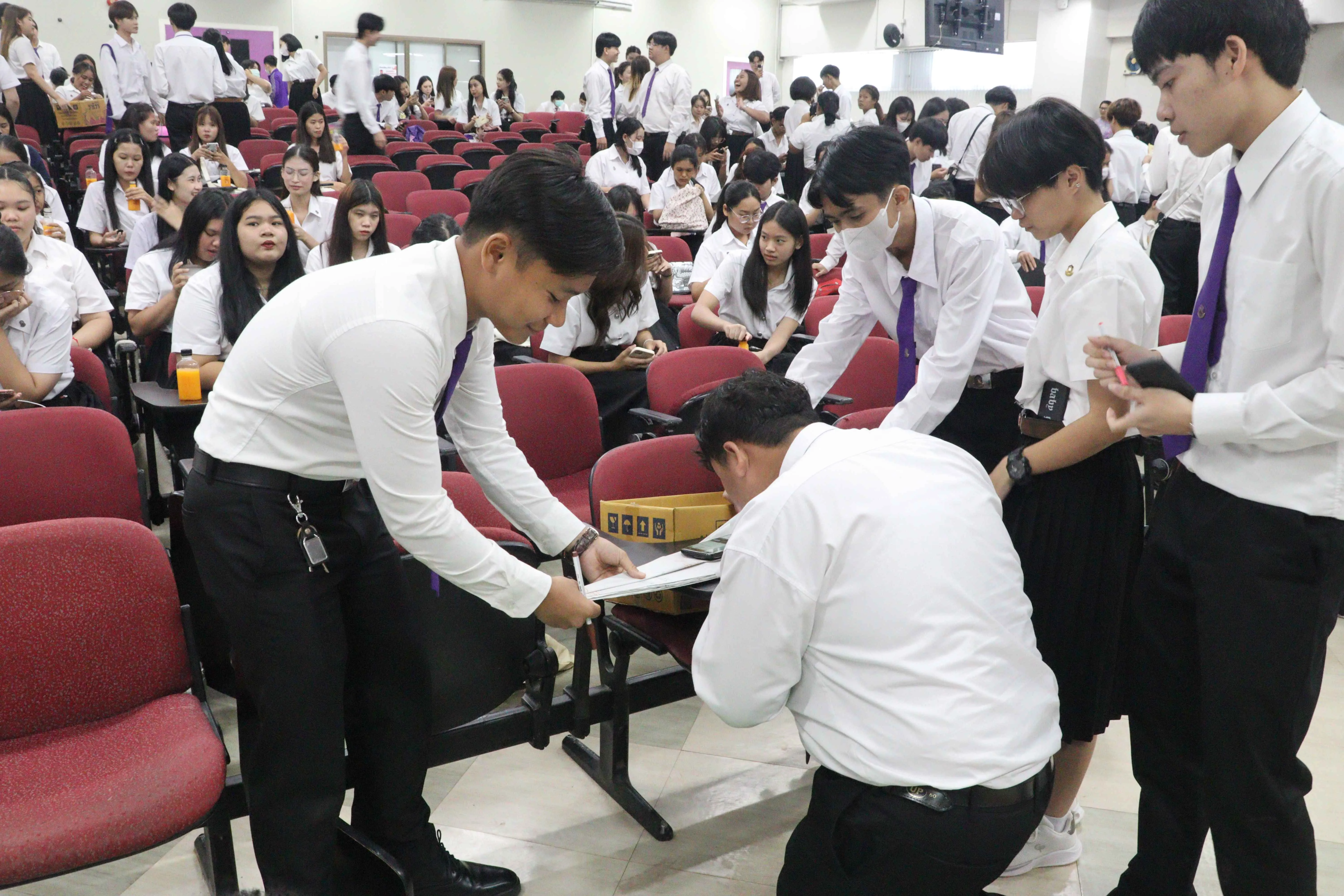 คณะรัฐศาสตร์และสังคมศาสตร์ จัดโครงการคุรุบุชา ประจำปีการศึกษา 2567