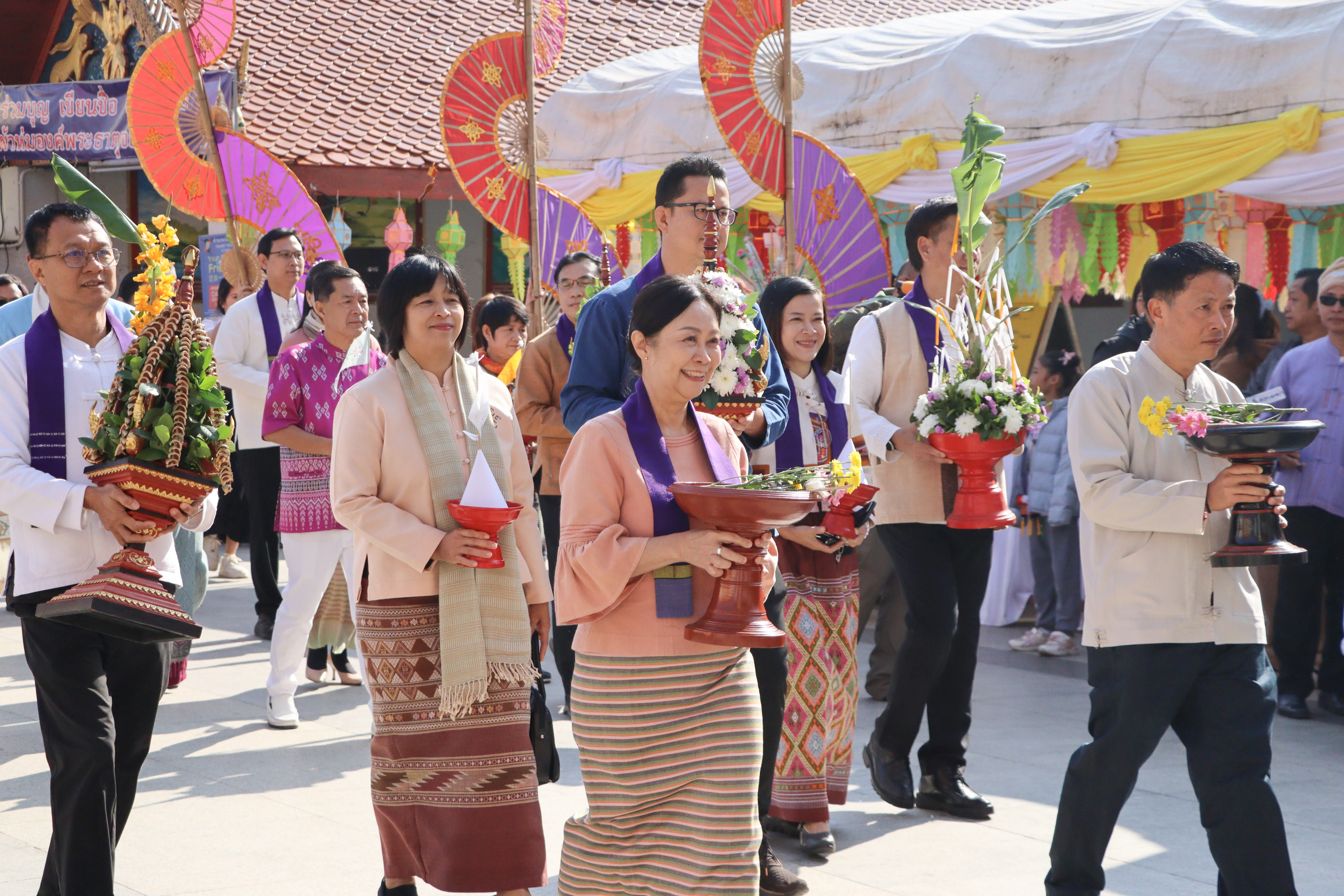 คณะรัฐศาสตร์และสังคมศาสตร์ร่วมกิจกรรม "ล่องเรือ" ตานข้าวทิพย์พระเจ้าตนหลวง ณ วัดศรีโคมคำ จังหวัดพะเยา ประจำปี 2568