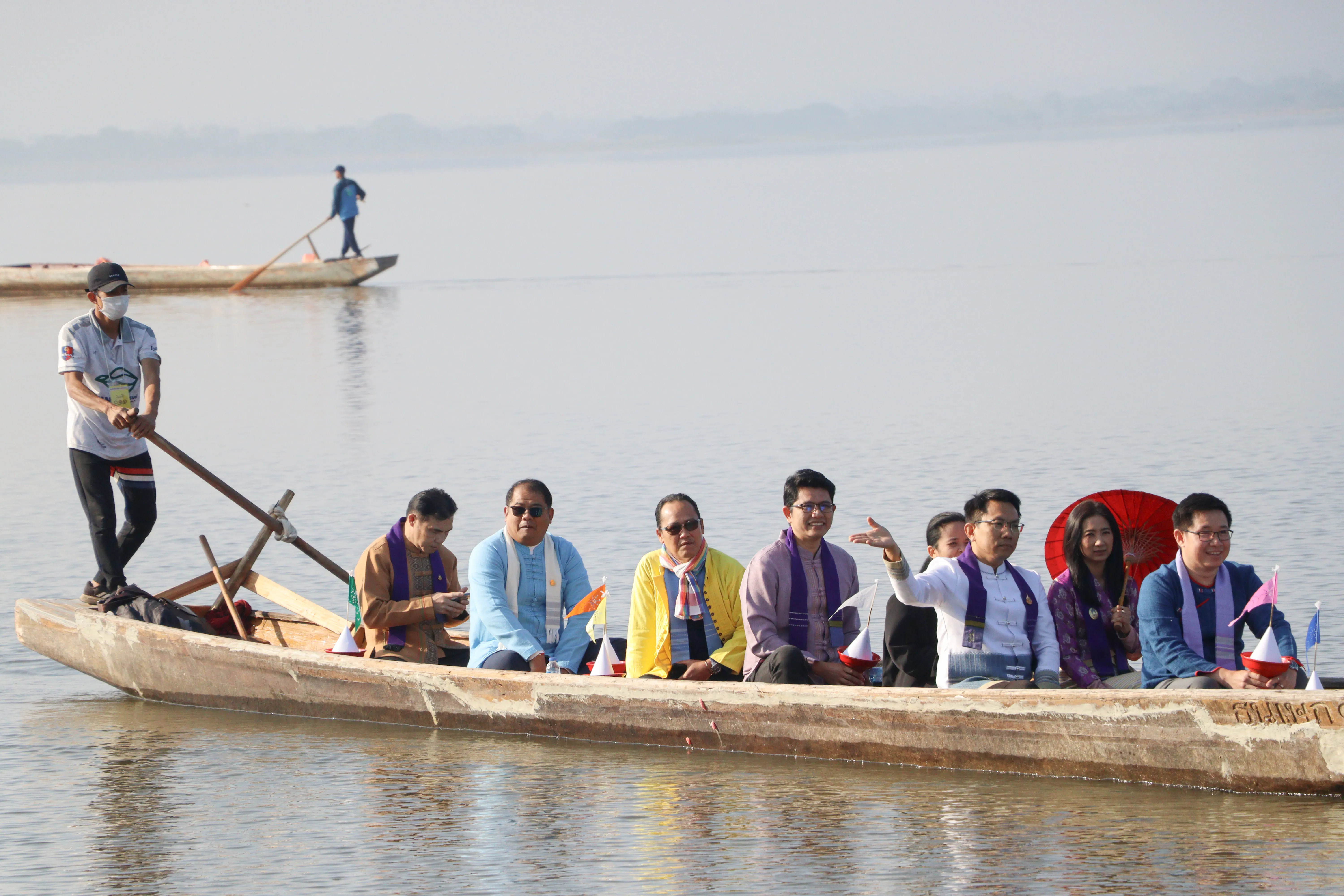 คณะรัฐศาสตร์และสังคมศาสตร์ร่วมกิจกรรม "ล่องเรือ" ตานข้าวทิพย์พระเจ้าตนหลวง ณ วัดศรีโคมคำ จังหวัดพะเยา ประจำปี 2568
