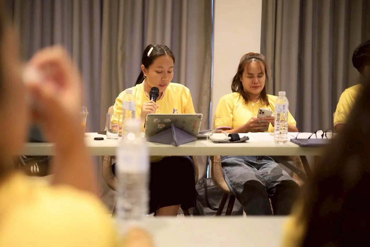 คณะรัฐศาสตร์แลคณะรัฐศาสตร์และสังคมศาสตร์ จัดอบรมและศึกษาดูงาน เสริมศักยภาพบุคลากรสายสนับสนุนสู่ความเป็นมืออาชีพ