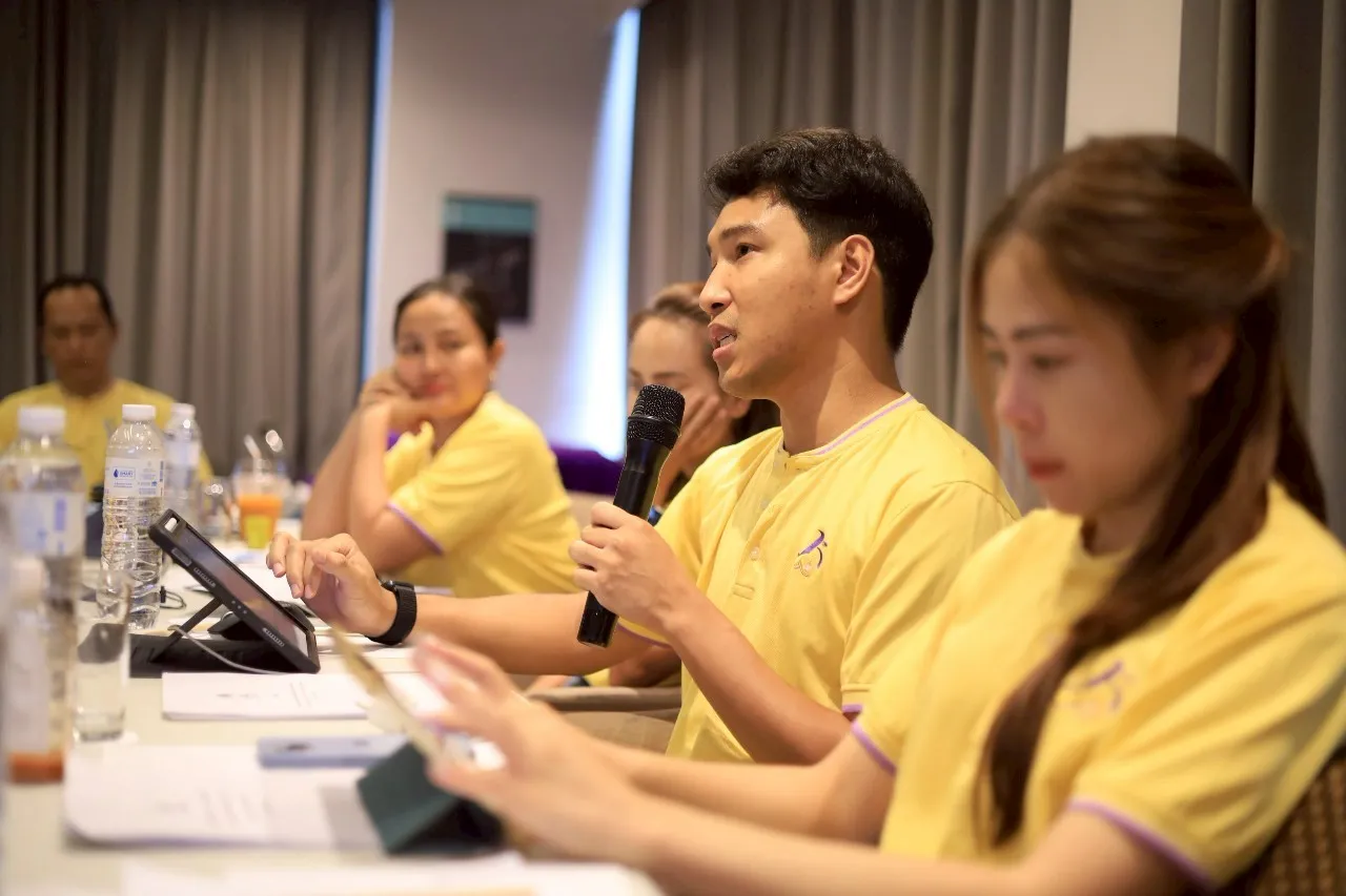 คณะรัฐศาสตร์แลคณะรัฐศาสตร์และสังคมศาสตร์ จัดอบรมและศึกษาดูงาน เสริมศักยภาพบุคลากรสายสนับสนุนสู่ความเป็นมืออาชีพ