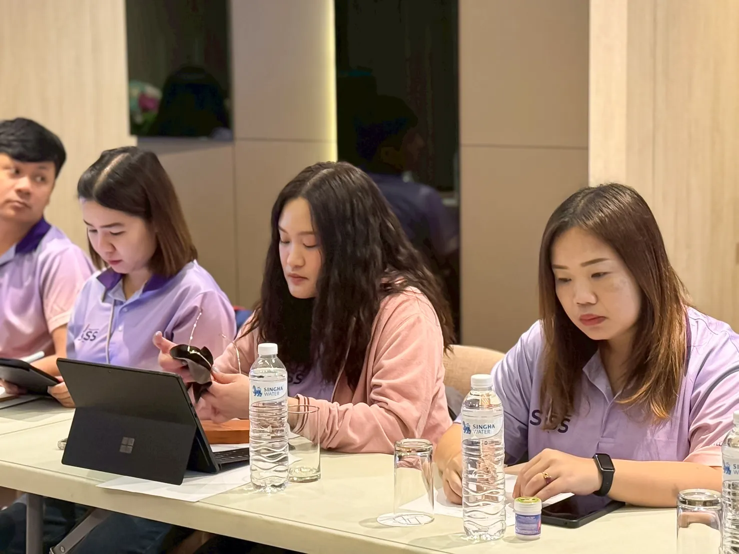 คณะรัฐศาสตร์แลคณะรัฐศาสตร์และสังคมศาสตร์ จัดอบรมและศึกษาดูงาน เสริมศักยภาพบุคลากรสายสนับสนุนสู่ความเป็นมืออาชีพ