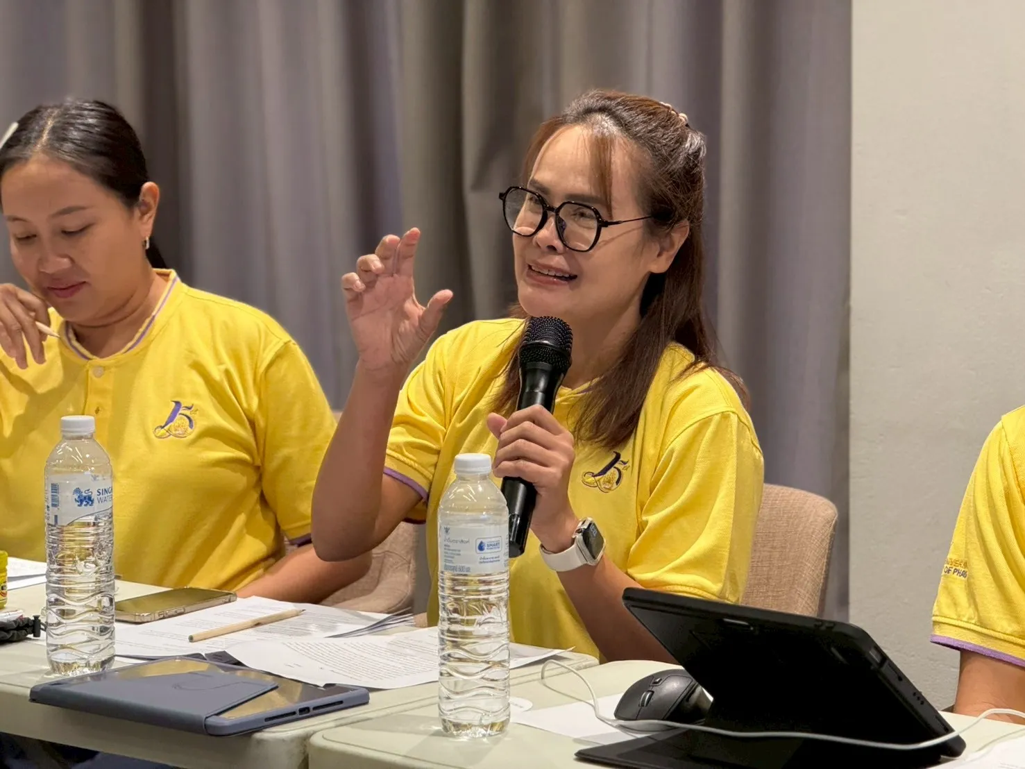 คณะรัฐศาสตร์แลคณะรัฐศาสตร์และสังคมศาสตร์ จัดอบรมและศึกษาดูงาน เสริมศักยภาพบุคลากรสายสนับสนุนสู่ความเป็นมืออาชีพ