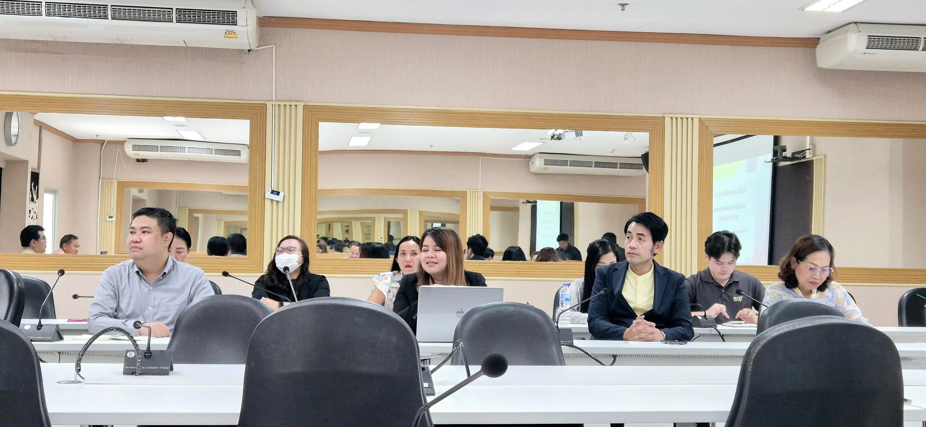 ยกระดับหลักสูตร หลักสูตรรัฐศาสตรบัณฑิต ม.พะเยา ลงพื้นที่เก็บข้อมูลจริง สร้างยุทธศาสตร์ใหม่เพื่อพัฒนาหลักสูตร พ.ศ. 2570 อย่างยั่งยืน