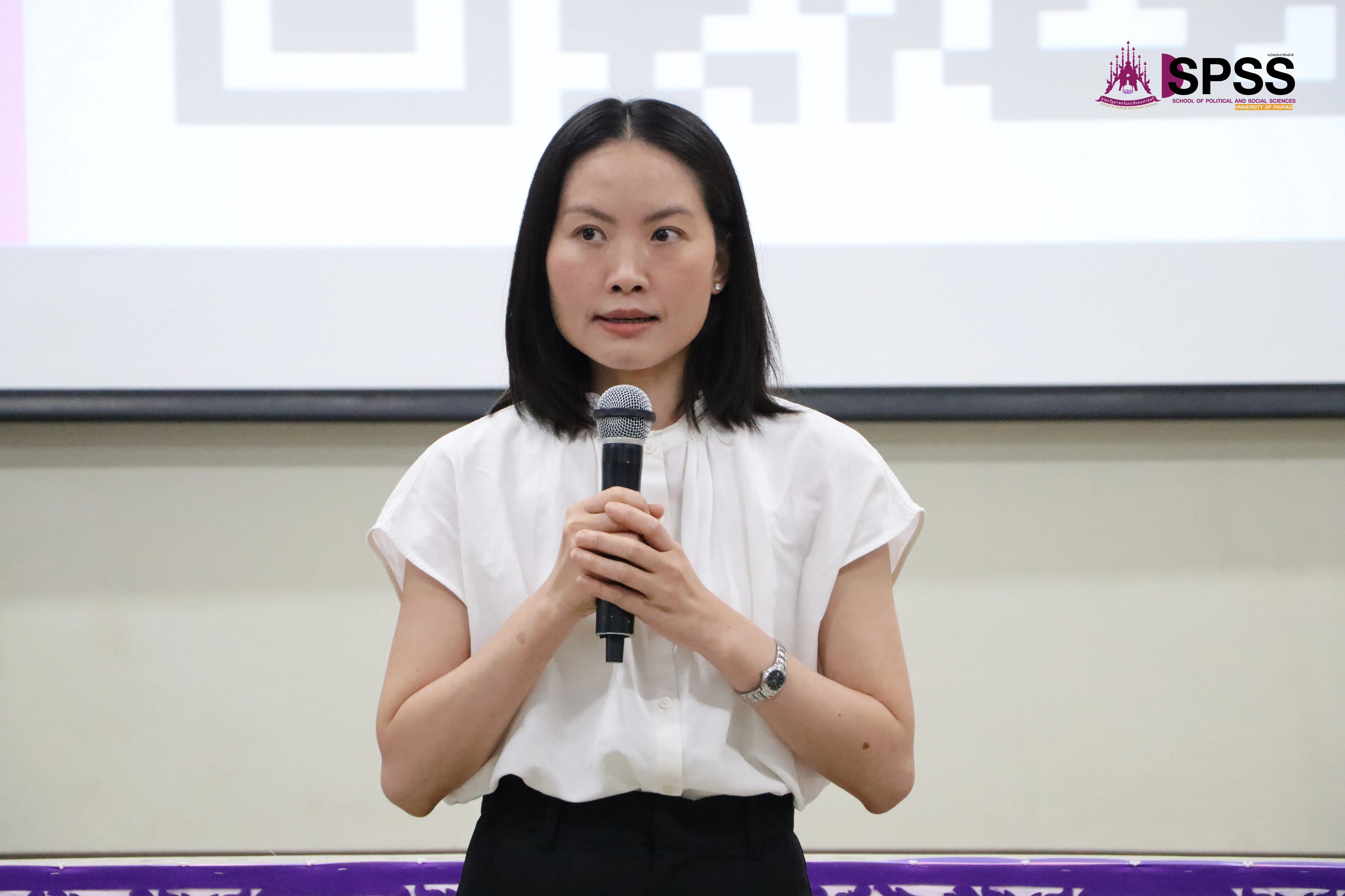 “ก้าวแรกที่ยิ่งใหญ่! รัฐศาสตร์และสังคมศาสตร์ ม.พะเยา เปิดประตูสู่วิชาการและมิตรภาพ ต้อนรับนิสิตใหม่ 2568 อย่างอบอุ่น”