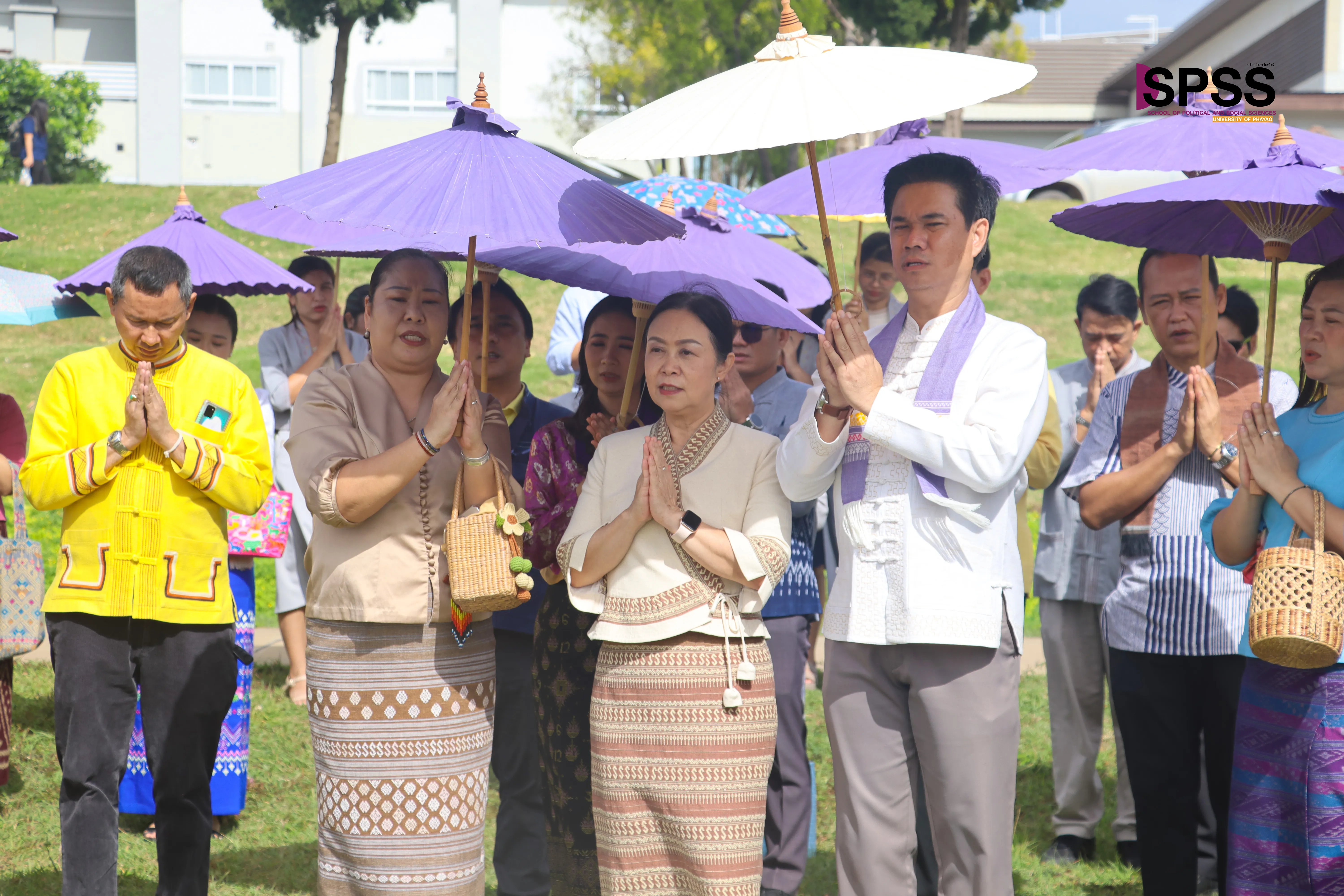 10 ปีแห่งศรัทธา จัดพิธีสักการะพระบรมสารีริกธาตุ พิธีตักน้ำและเจริญพระพุทธมนต์น้ำสรงพระธาตุจอมทอง