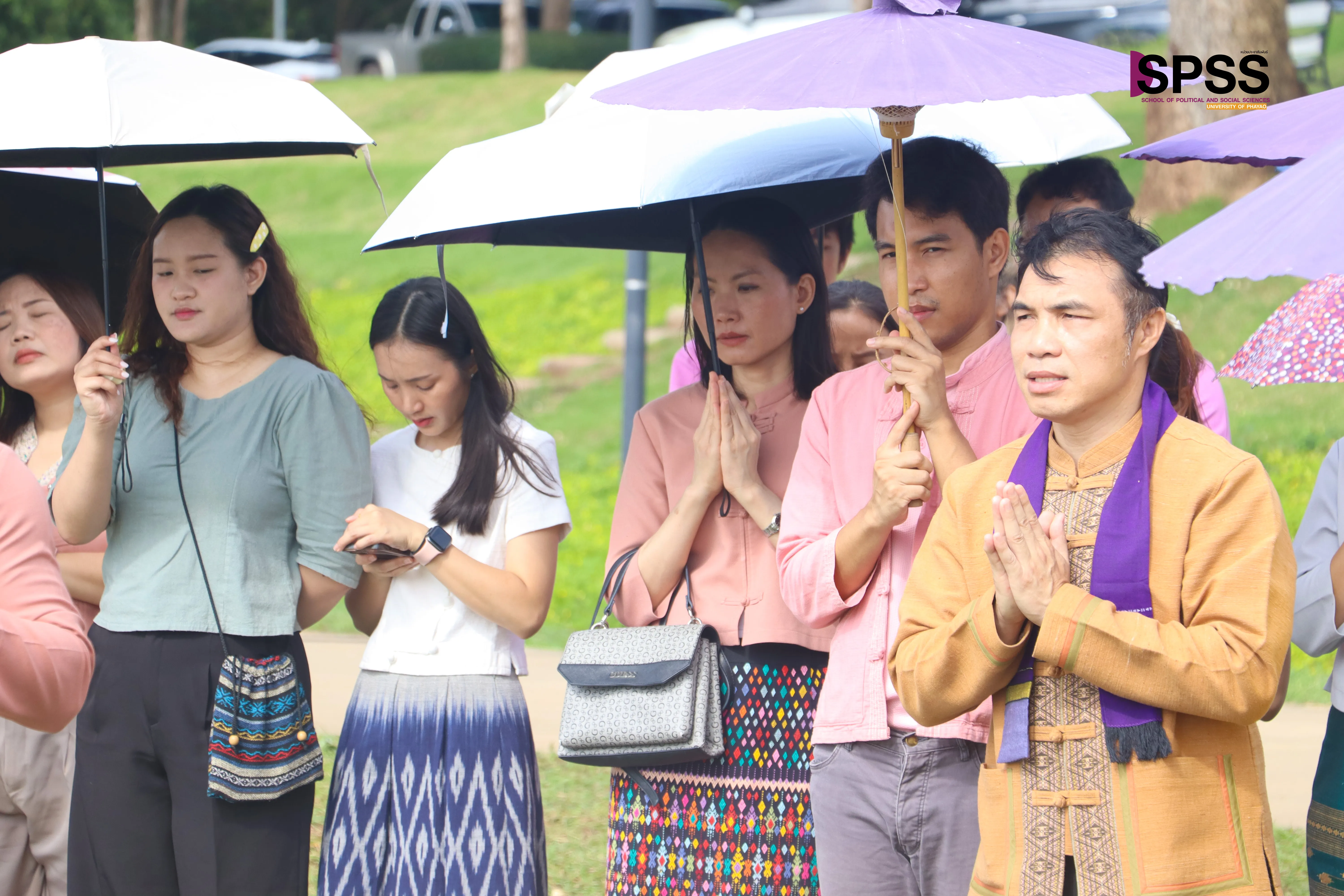 10 ปีแห่งศรัทธา จัดพิธีสักการะพระบรมสารีริกธาตุ พิธีตักน้ำและเจริญพระพุทธมนต์น้ำสรงพระธาตุจอมทอง