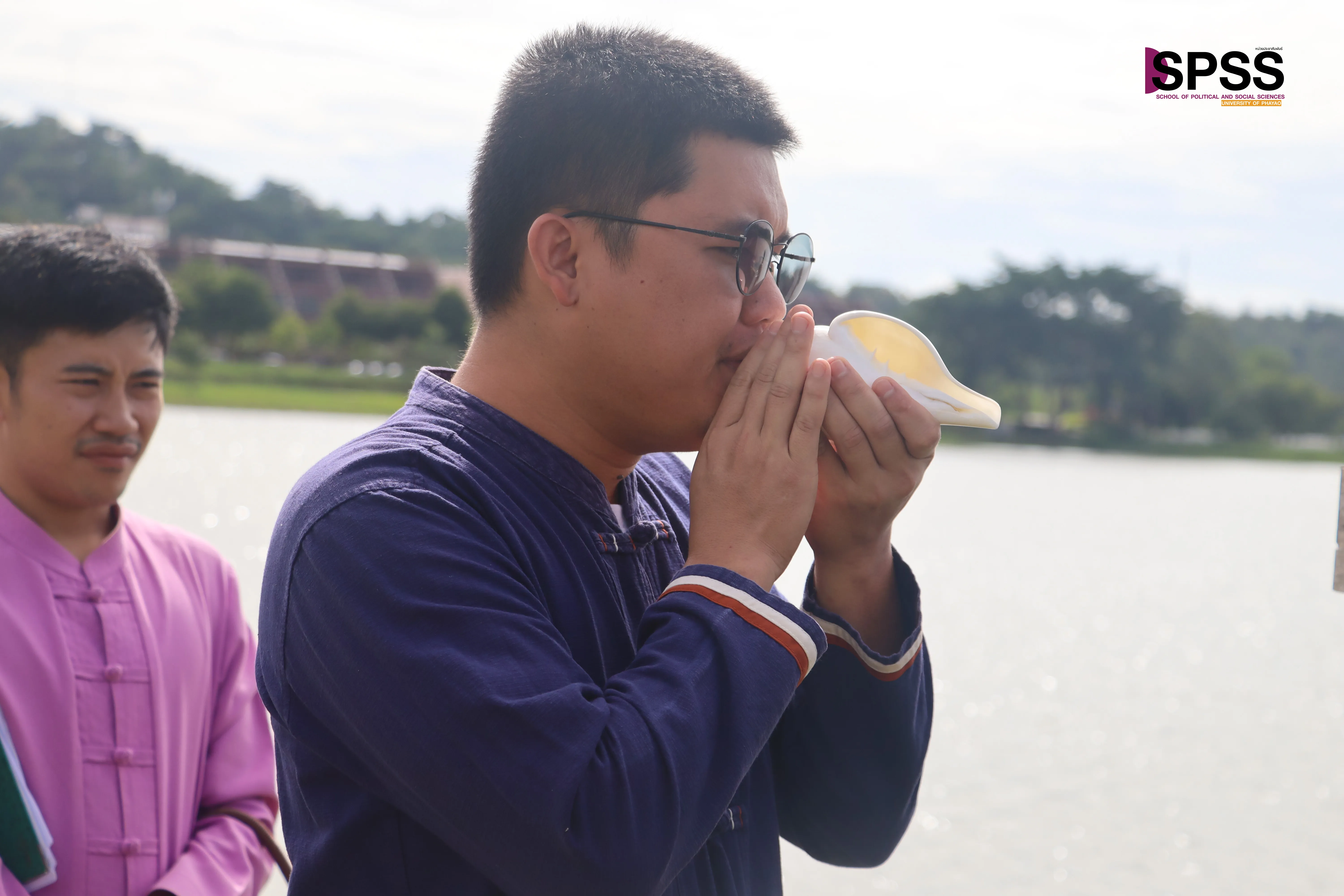 10 ปีแห่งศรัทธา จัดพิธีสักการะพระบรมสารีริกธาตุ พิธีตักน้ำและเจริญพระพุทธมนต์น้ำสรงพระธาตุจอมทอง
