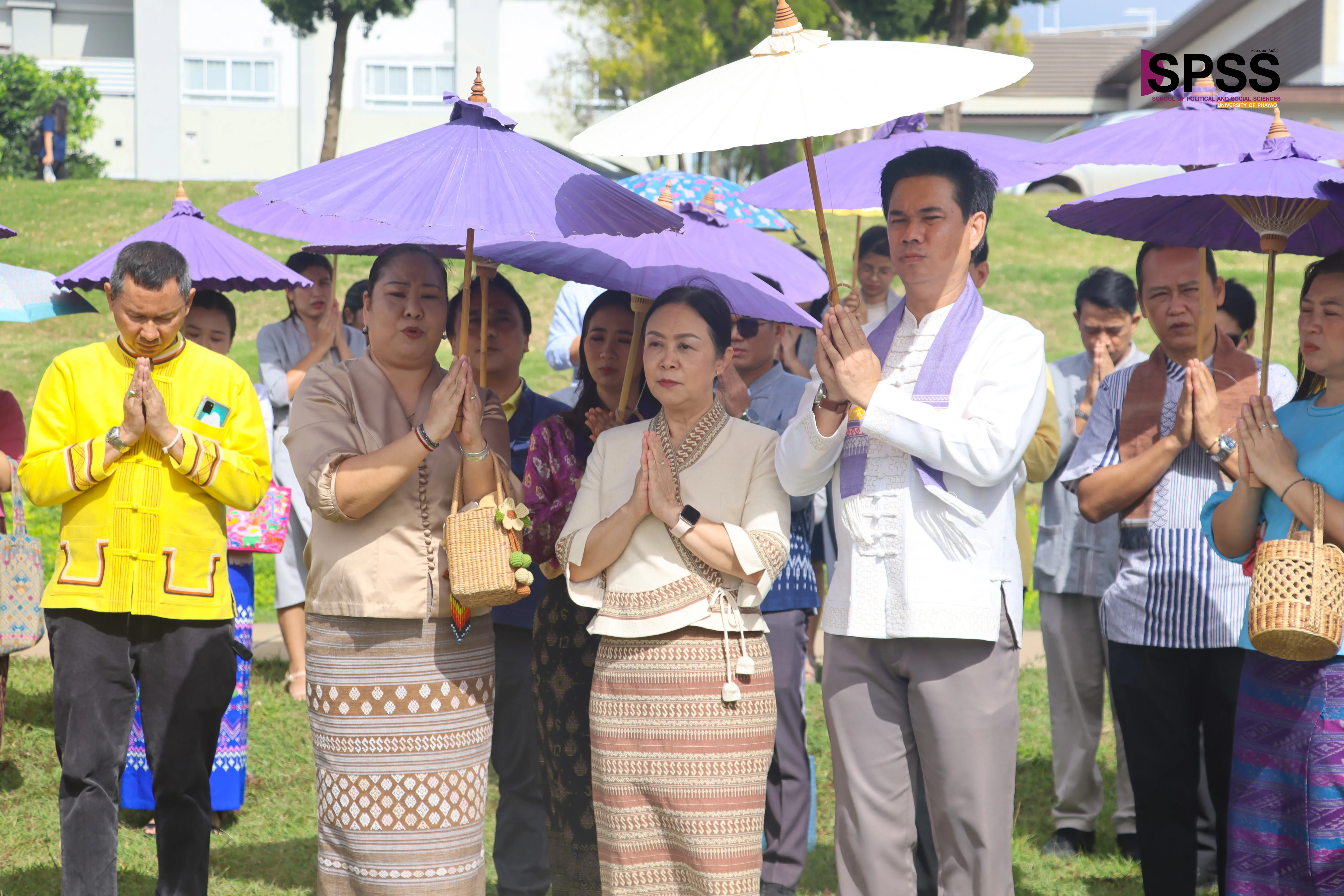 10 ปีแห่งศรัทธา จัดพิธีสักการะพระบรมสารีริกธาตุ พิธีตักน้ำและเจริญพระพุทธมนต์น้ำสรงพระธาตุจอมทอง