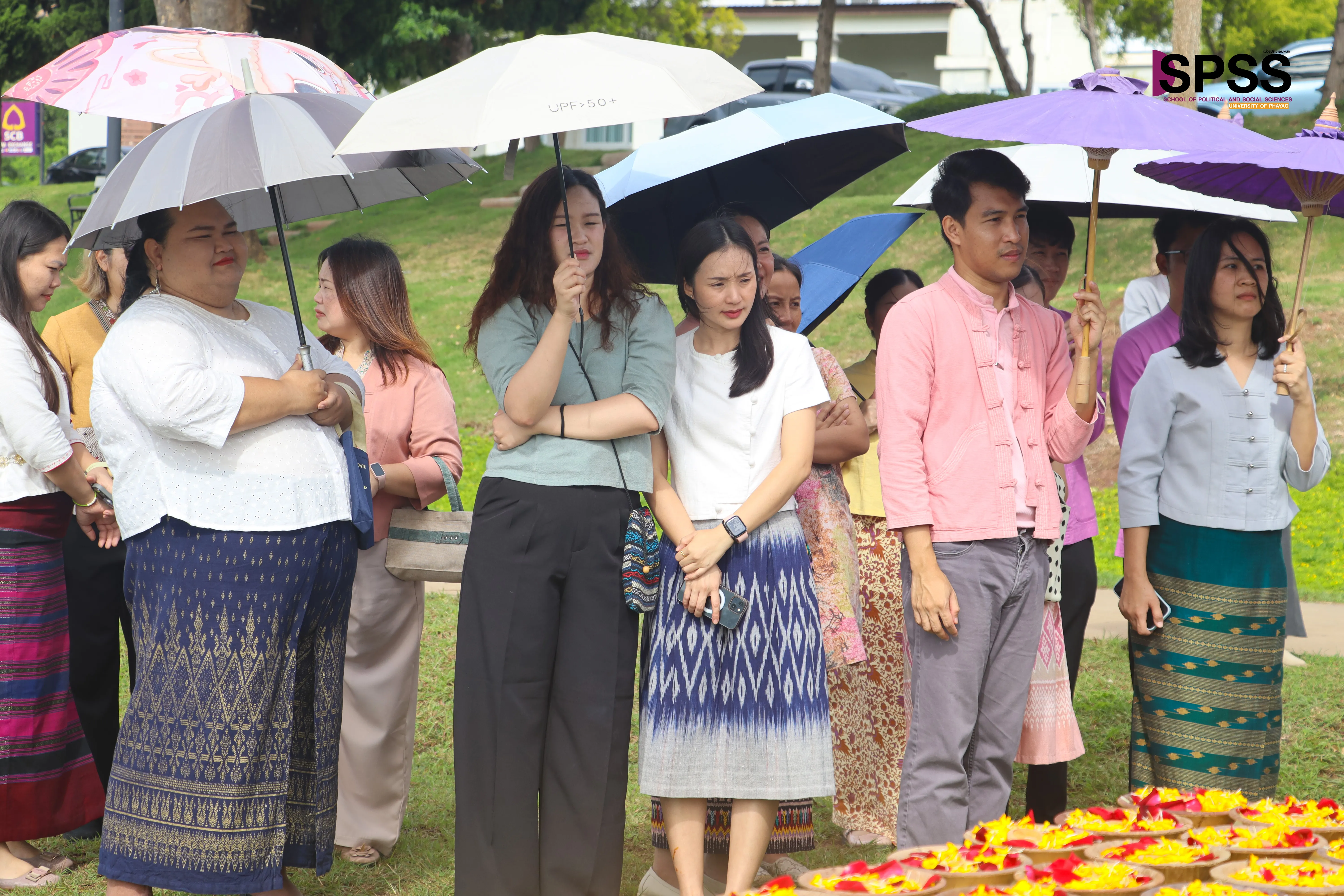 10 ปีแห่งศรัทธา จัดพิธีสักการะพระบรมสารีริกธาตุ พิธีตักน้ำและเจริญพระพุทธมนต์น้ำสรงพระธาตุจอมทอง