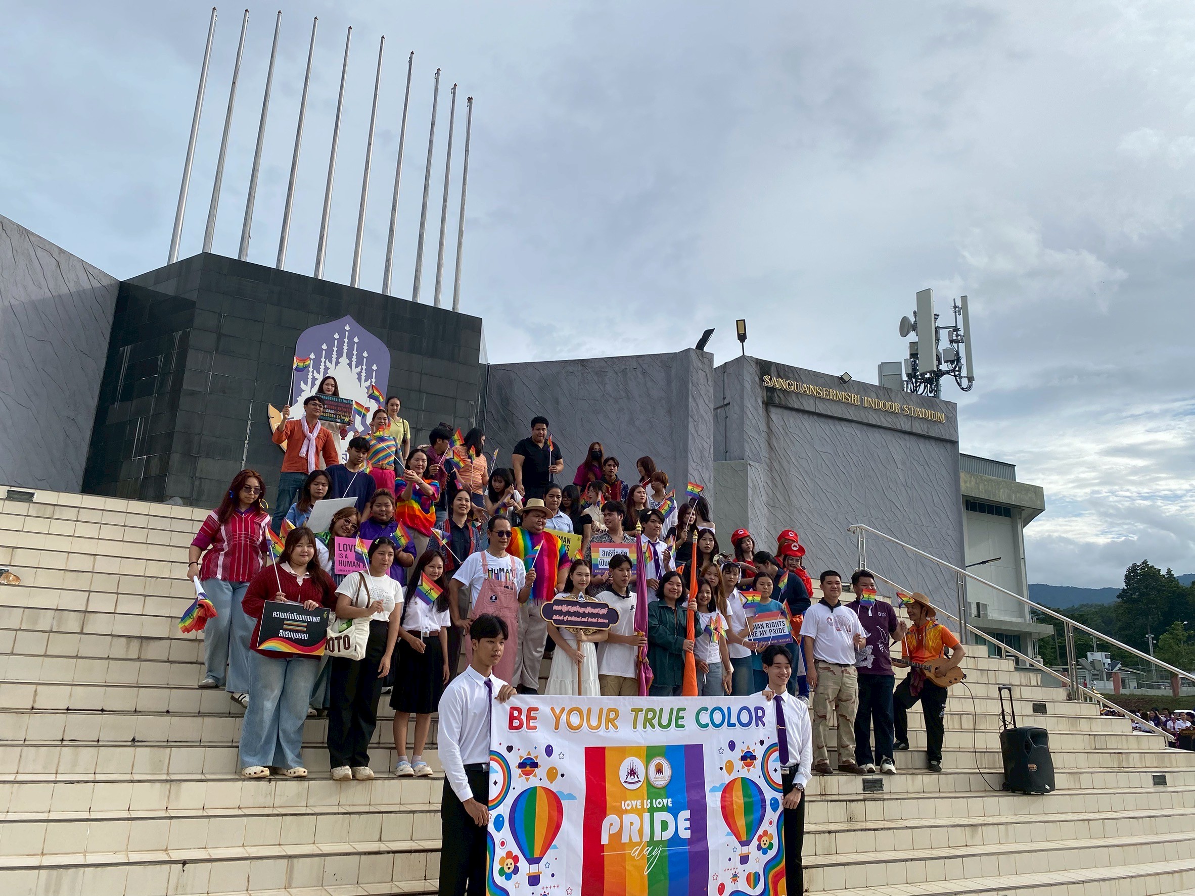 คณะรัฐศาสตร์และสังคมศาสตร์ คว้ารางวัลชนะเลิศขบวนพาเหรด “Be Your True Color” ในงาน Coming of Age Coming of Pride 2025 สะท้อนพลังแห่งความหลากหลายและเท่าเทียม