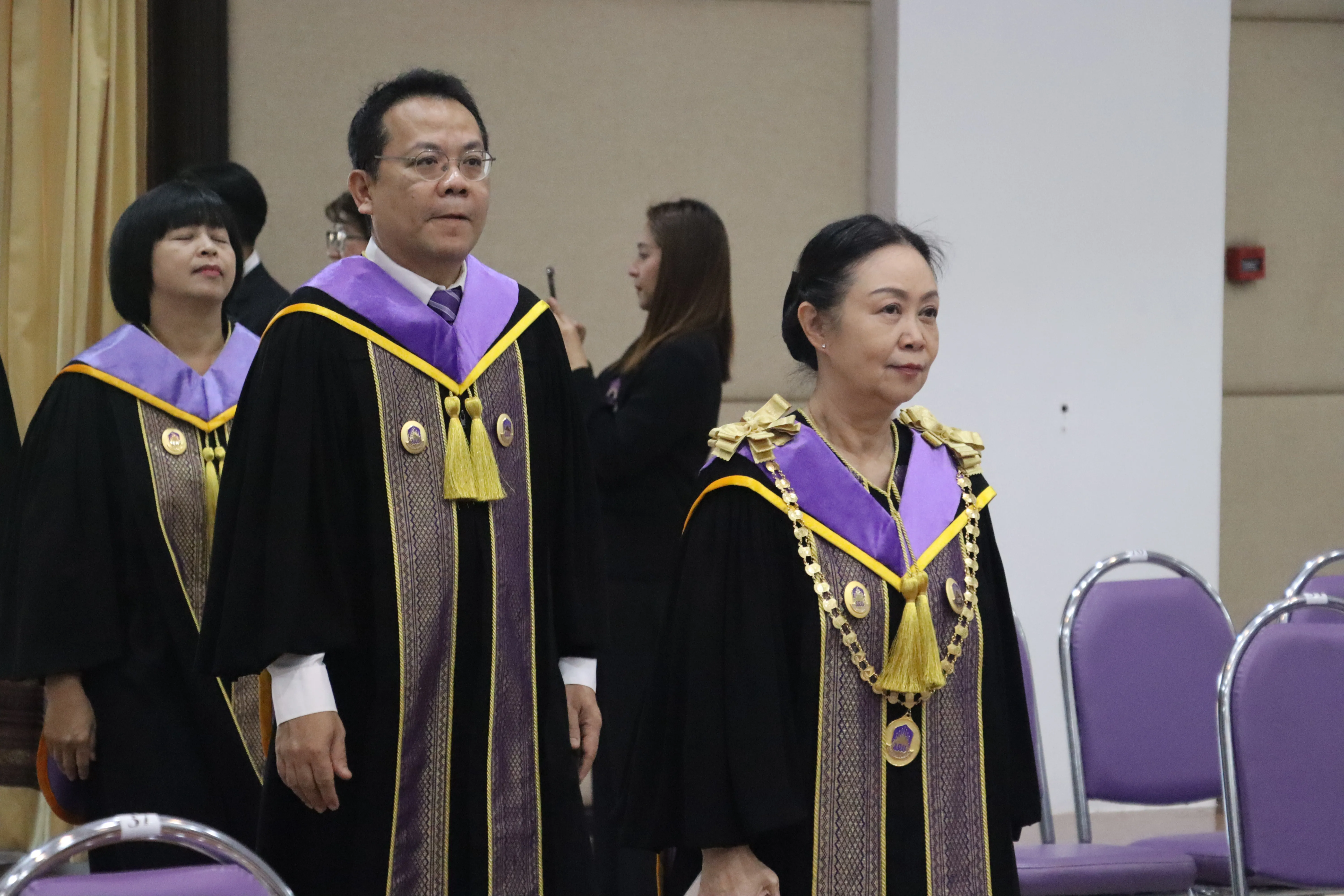 อาจารย์คณะรัฐศาสตร์และสังคมศาสตร์ ได้รับรางวัลอาจารย์มืออาชีพ มหาวิทยาลัยพะเยา UP-PSF ปี พ.ศ. 2568 ในพิธีไหว้ครูมหาวิทยาลัยพะเยา ประจำปีการศึกษา 2568