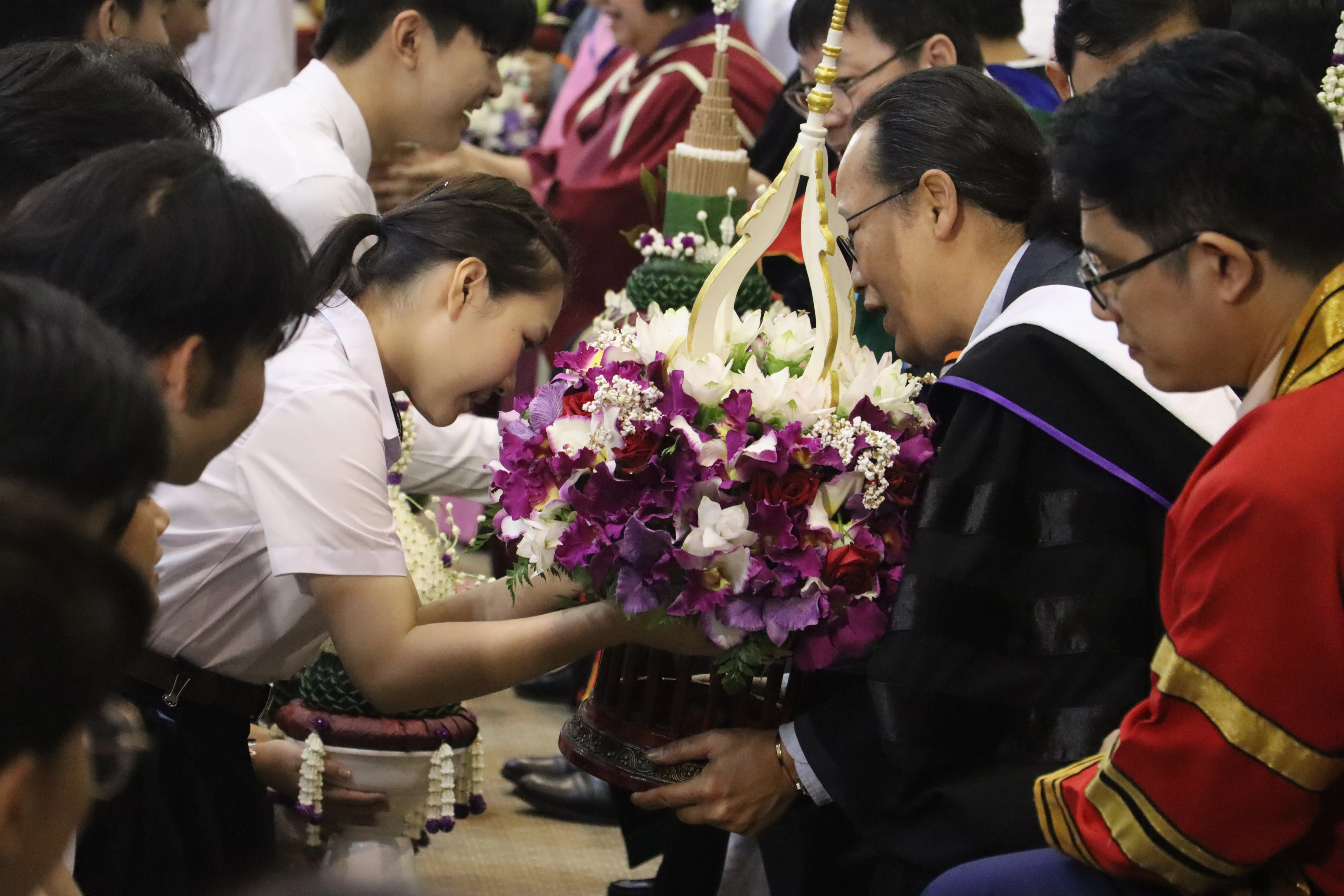 อาจารย์คณะรัฐศาสตร์และสังคมศาสตร์ ได้รับรางวัลอาจารย์มืออาชีพ มหาวิทยาลัยพะเยา UP-PSF ปี พ.ศ. 2568 ในพิธีไหว้ครูมหาวิทยาลัยพะเยา ประจำปีการศึกษา 2568