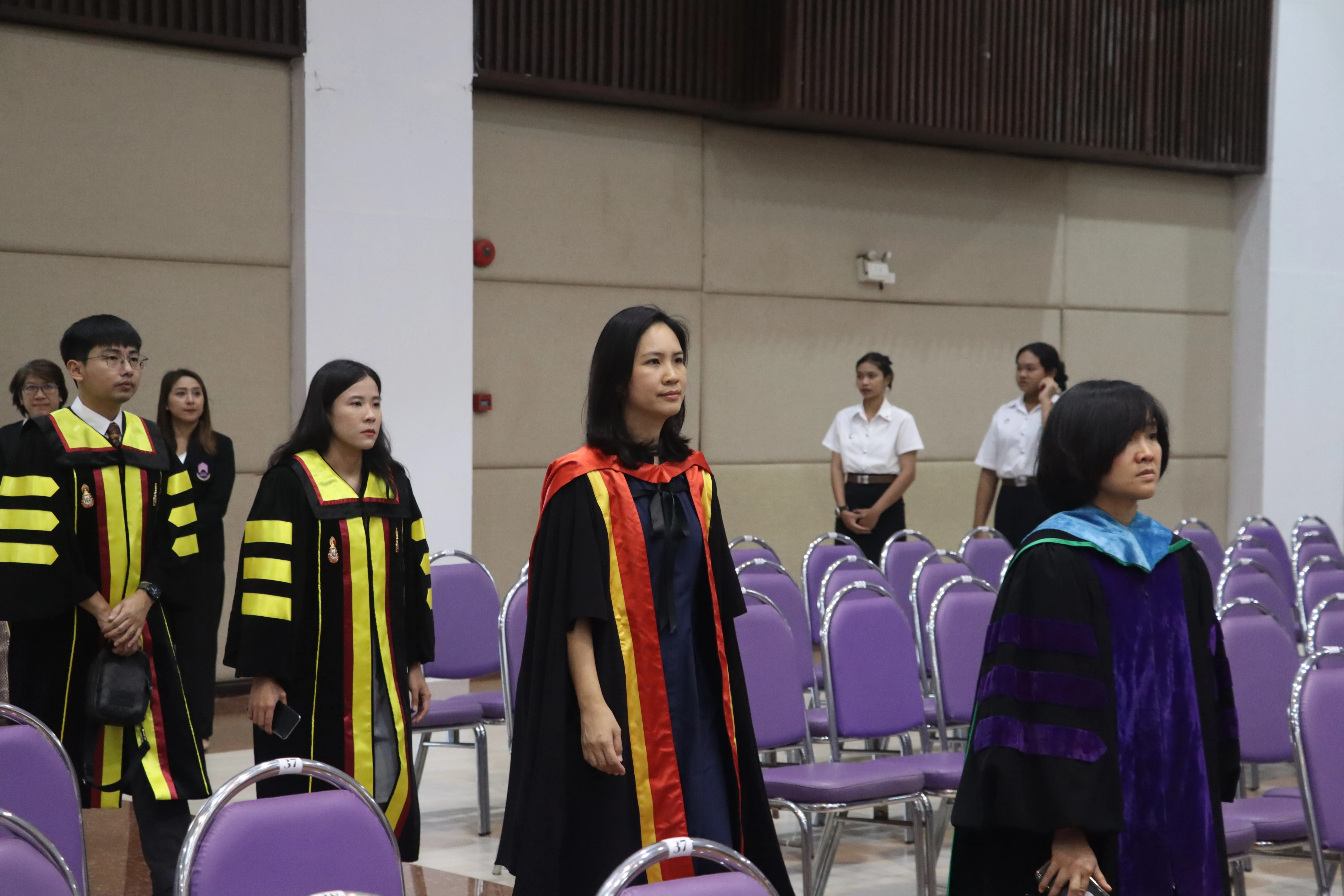 อาจารย์คณะรัฐศาสตร์และสังคมศาสตร์ ได้รับรางวัลอาจารย์มืออาชีพ มหาวิทยาลัยพะเยา UP-PSF ปี พ.ศ. 2568 ในพิธีไหว้ครูมหาวิทยาลัยพะเยา ประจำปีการศึกษา 2568