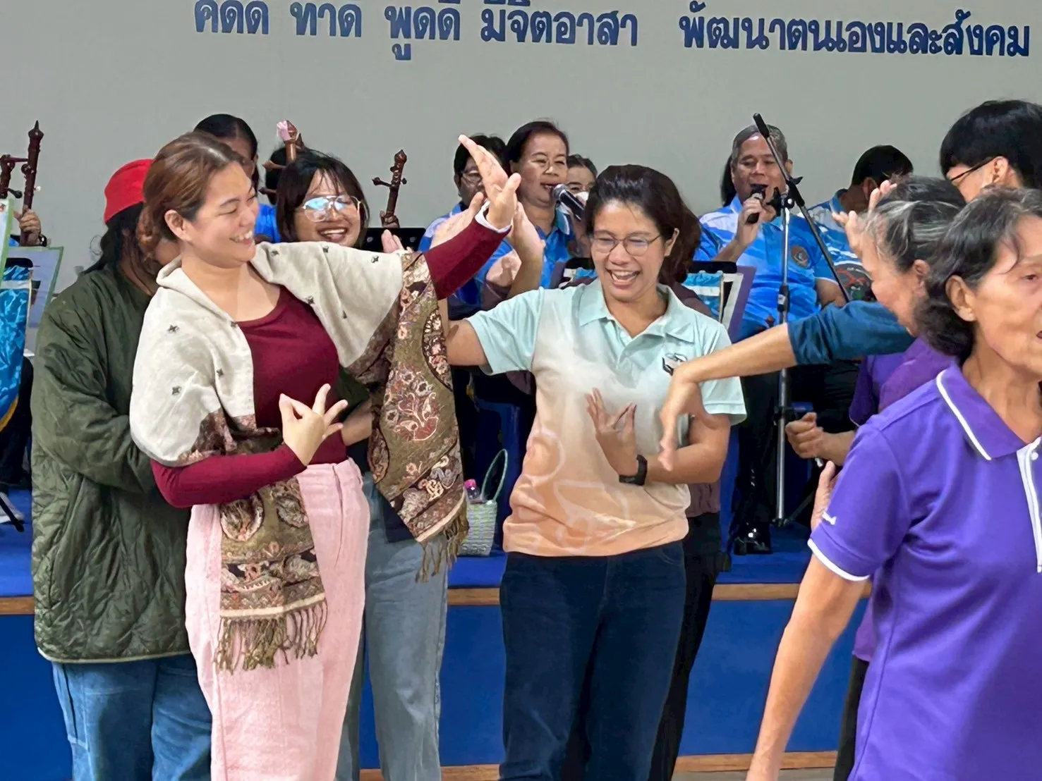 จากภูมิปัญญาสู่พลังสร้างสรรค์ คณะรัฐศาสตร์และสังคมศาสตร์ ม.พะเยา ผนึกชุมชน สานฝันวงดนตรีผู้สูงอายุ ภายใต้โครงการ 1 คณะ 1 เป้าหมาย การพัฒนาที่ยั่งยืน