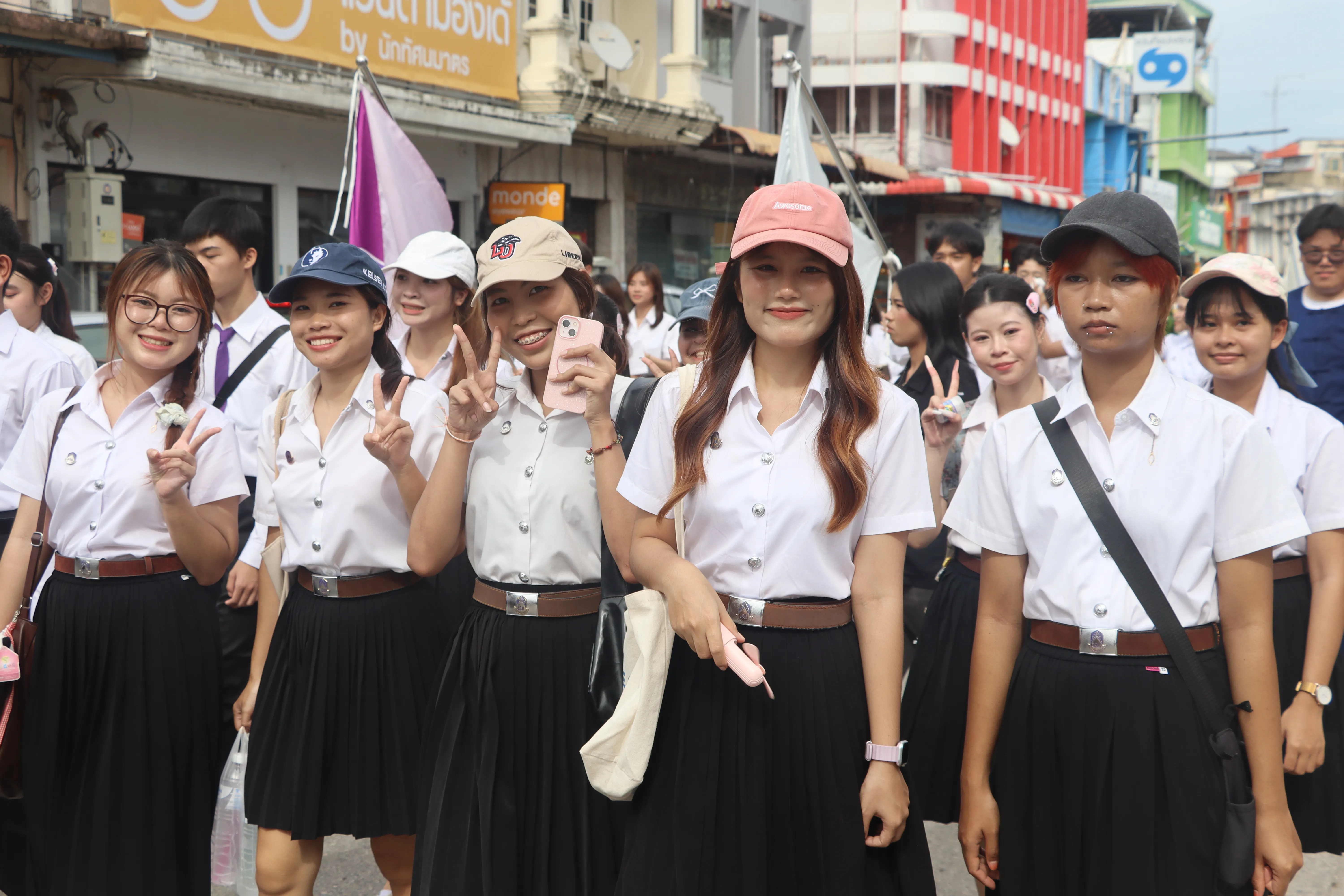 คณะรัฐศาสตร์และสังคมศาสตร์ มหาวิทยาลัยพะเยา ร่วมสืบสาน “ประเพณีแห่ผ้าห่มพระธาตุจอมทอง” ครั้งที่ 10