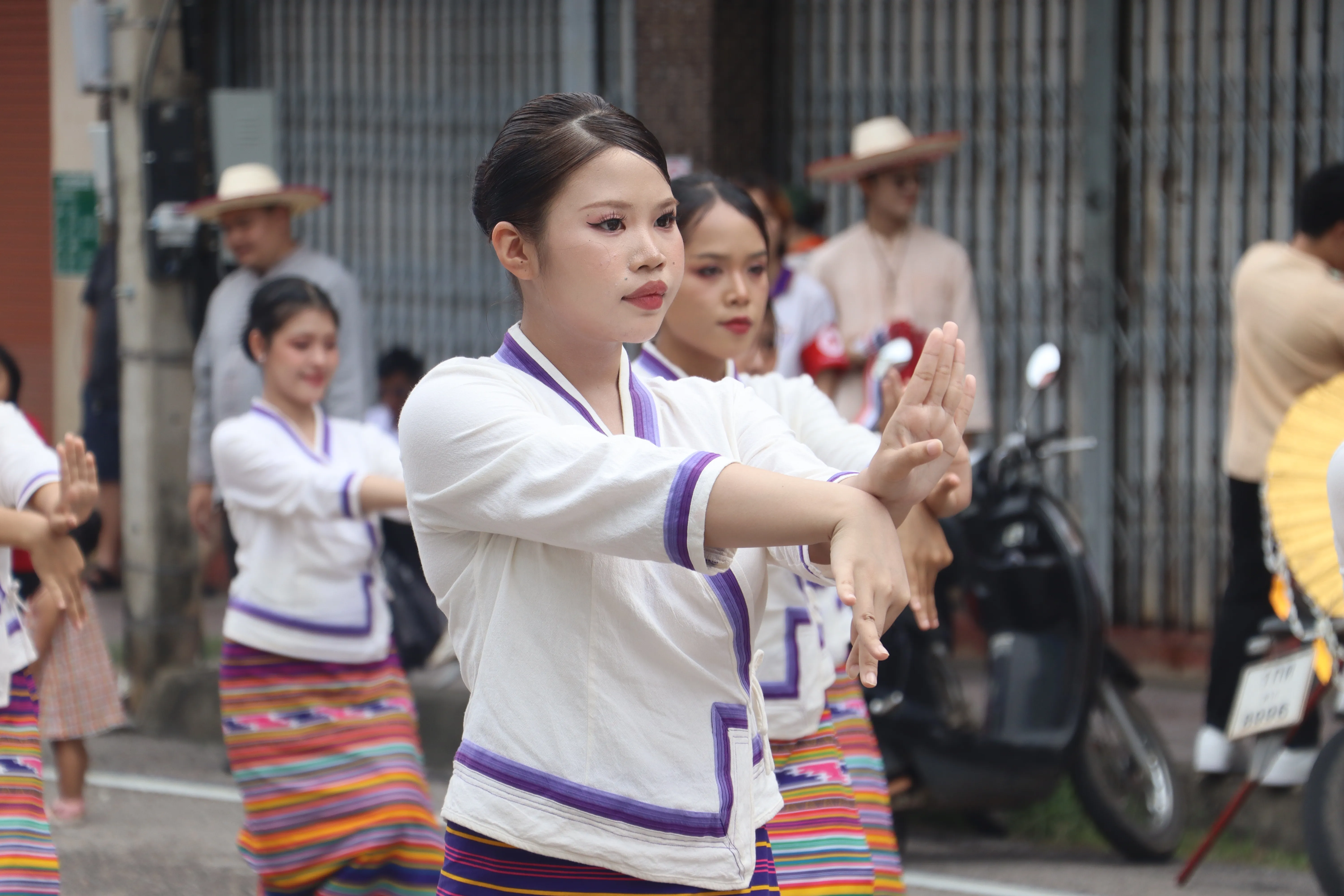คณะรัฐศาสตร์และสังคมศาสตร์ มหาวิทยาลัยพะเยา ร่วมสืบสาน “ประเพณีแห่ผ้าห่มพระธาตุจอมทอง” ครั้งที่ 10