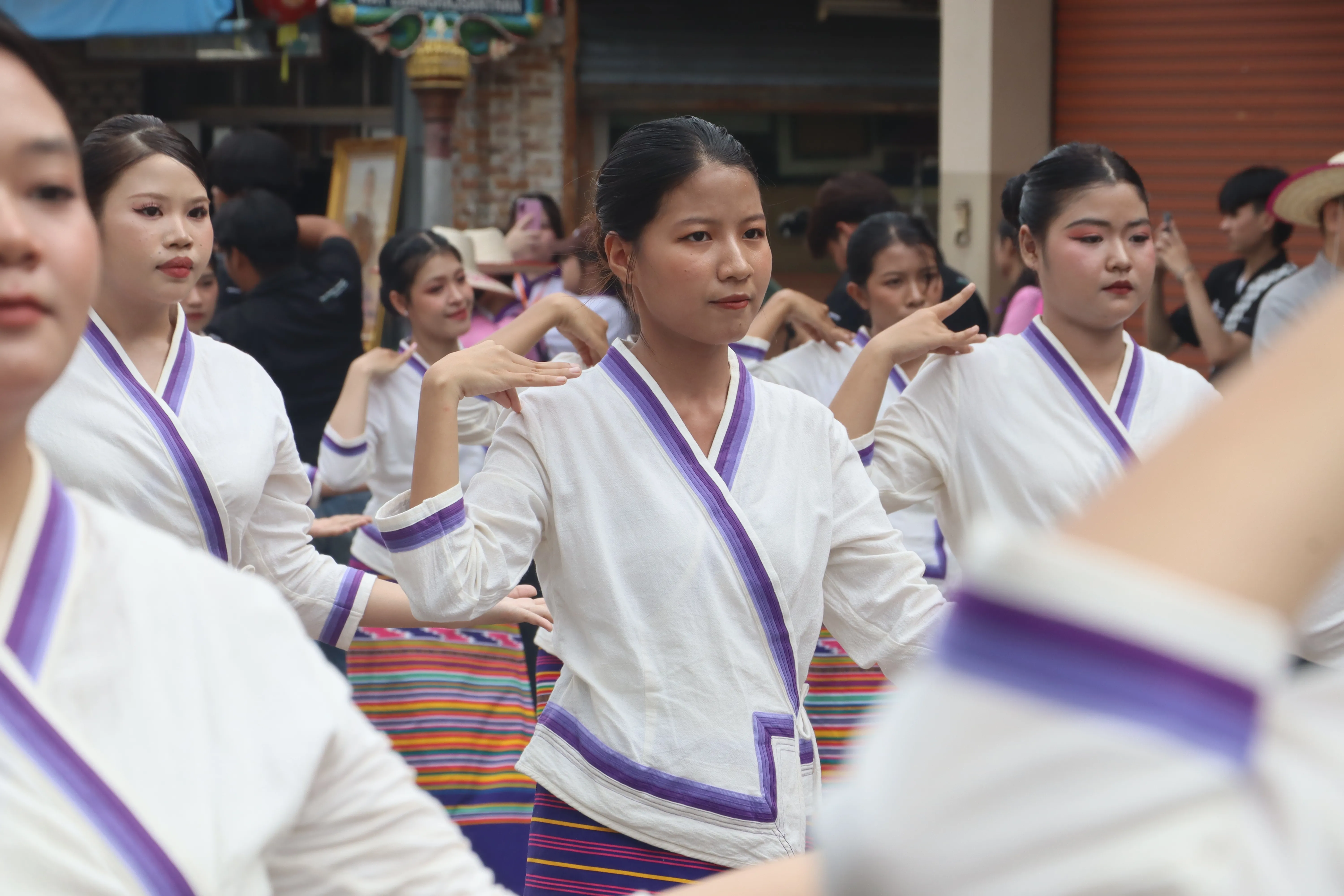 คณะรัฐศาสตร์และสังคมศาสตร์ มหาวิทยาลัยพะเยา ร่วมสืบสาน “ประเพณีแห่ผ้าห่มพระธาตุจอมทอง” ครั้งที่ 10