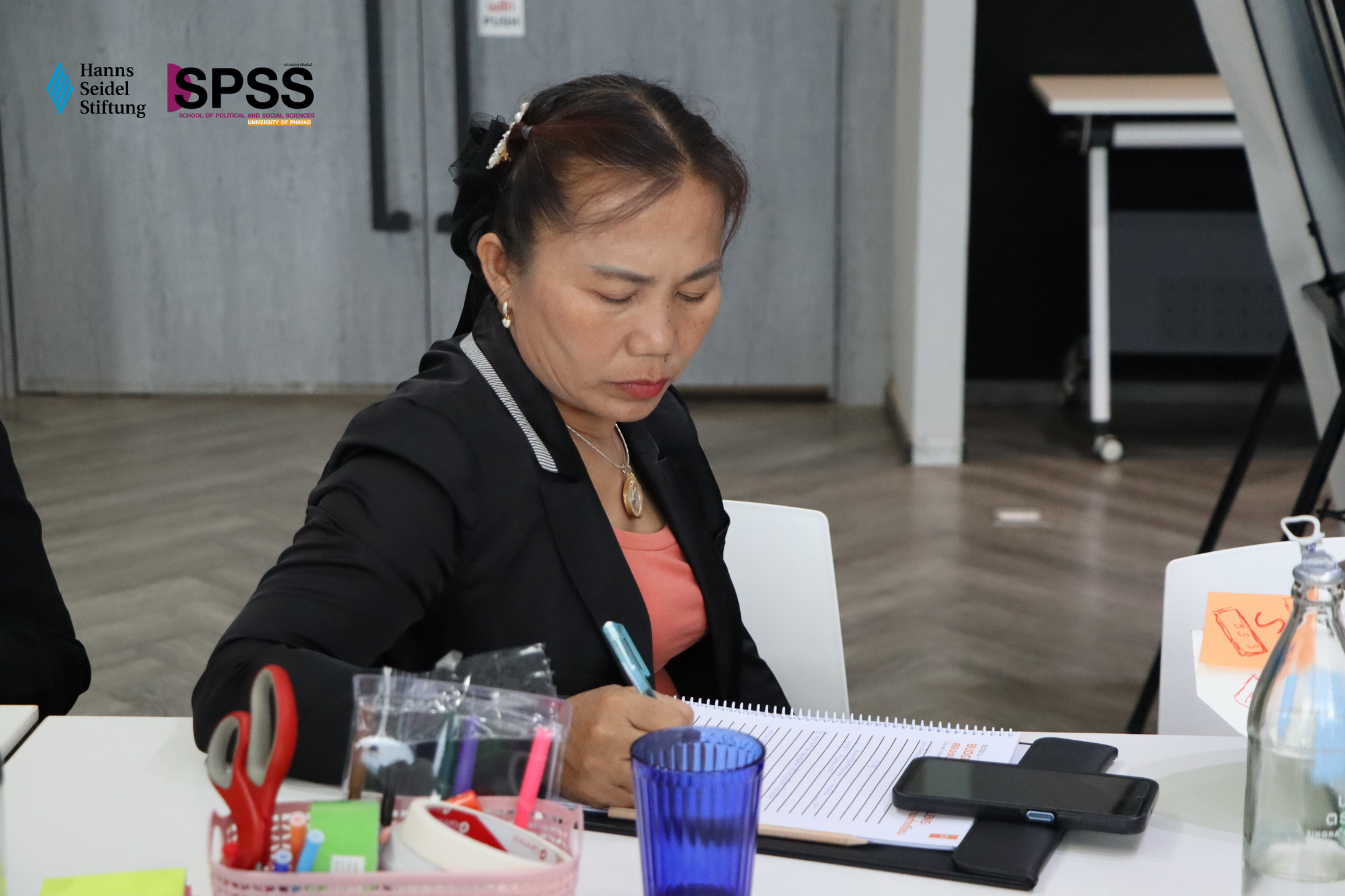 คณะรัฐศาสตร์และสังคมศาสตร์ ม.พะเยา ร่วมมือมูลนิธิฮันส์ไซเดล จัดอบรมผู้นำท้องถิ่น เสริมพลังสู่ การปกครองที่เท่าเทียมทางเพศ คณะรัฐศาสตร์และสังคมศาสตร์