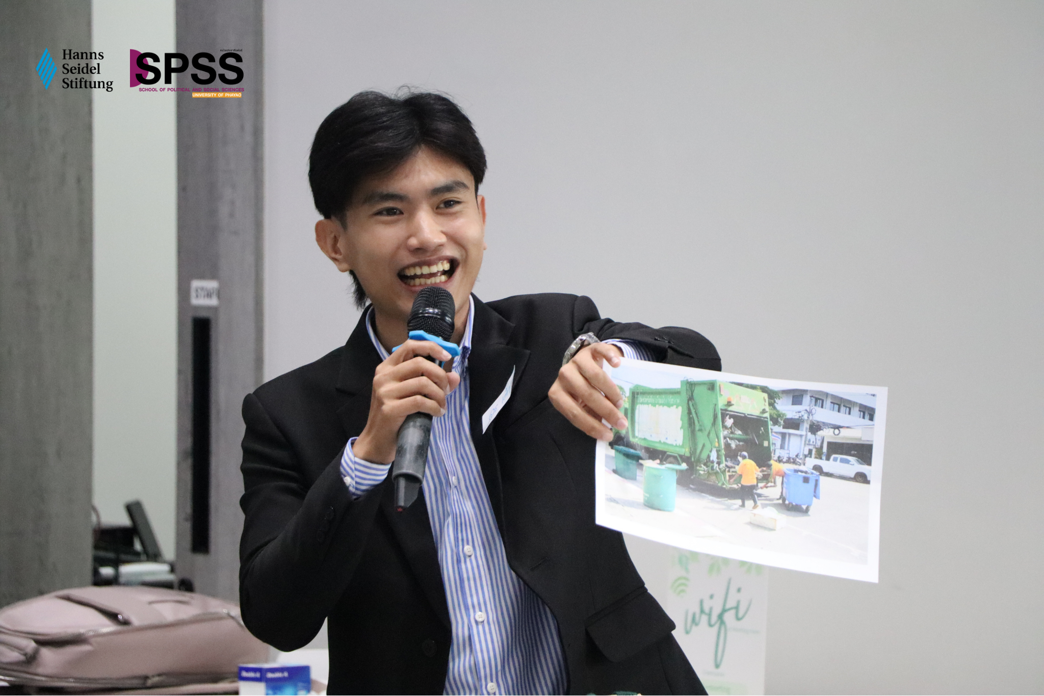 คณะรัฐศาสตร์และสังคมศาสตร์ ม.พะเยา ร่วมมือมูลนิธิฮันส์ไซเดล จัดอบรมผู้นำท้องถิ่น เสริมพลังสู่ การปกครองที่เท่าเทียมทางเพศ คณะรัฐศาสตร์และสังคมศาสตร์