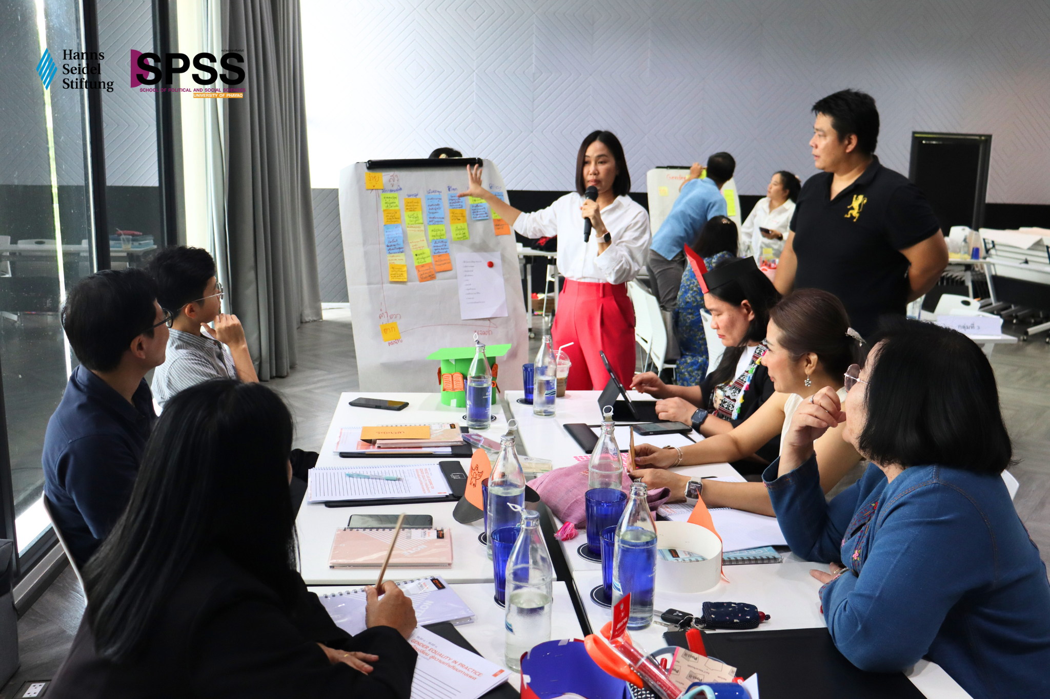 คณะรัฐศาสตร์และสังคมศาสตร์ ม.พะเยา ร่วมมือมูลนิธิฮันส์ไซเดล จัดอบรมผู้นำท้องถิ่น เสริมพลังสู่ การปกครองที่เท่าเทียมทางเพศ คณะรัฐศาสตร์และสังคมศาสตร์