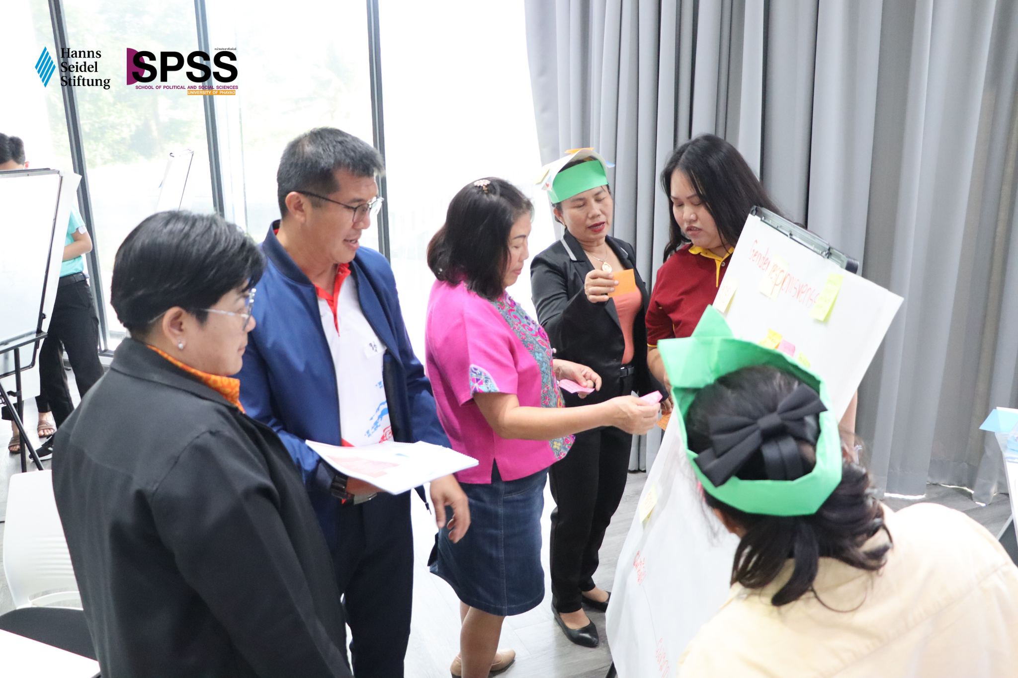 คณะรัฐศาสตร์และสังคมศาสตร์ ม.พะเยา ร่วมมือมูลนิธิฮันส์ไซเดล จัดอบรมผู้นำท้องถิ่น เสริมพลังสู่ การปกครองที่เท่าเทียมทางเพศ คณะรัฐศาสตร์และสังคมศาสตร์