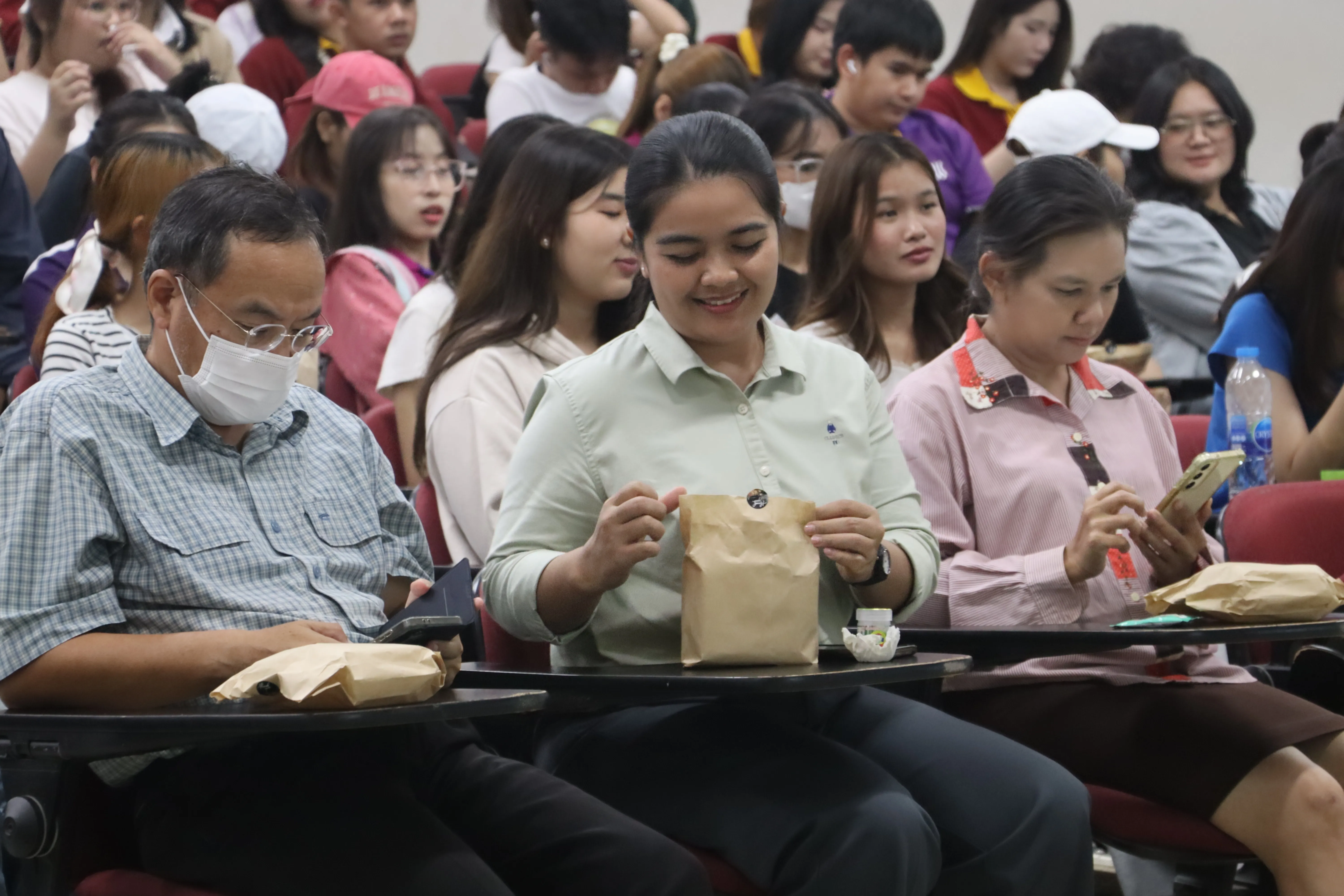 คณะรัฐศาสตร์และสังคมศาสตร์ ม.พะเยา จัดกิจกรรมเตรียมความพร้อมก่อนฝึกงานให้นิสิตปี 4