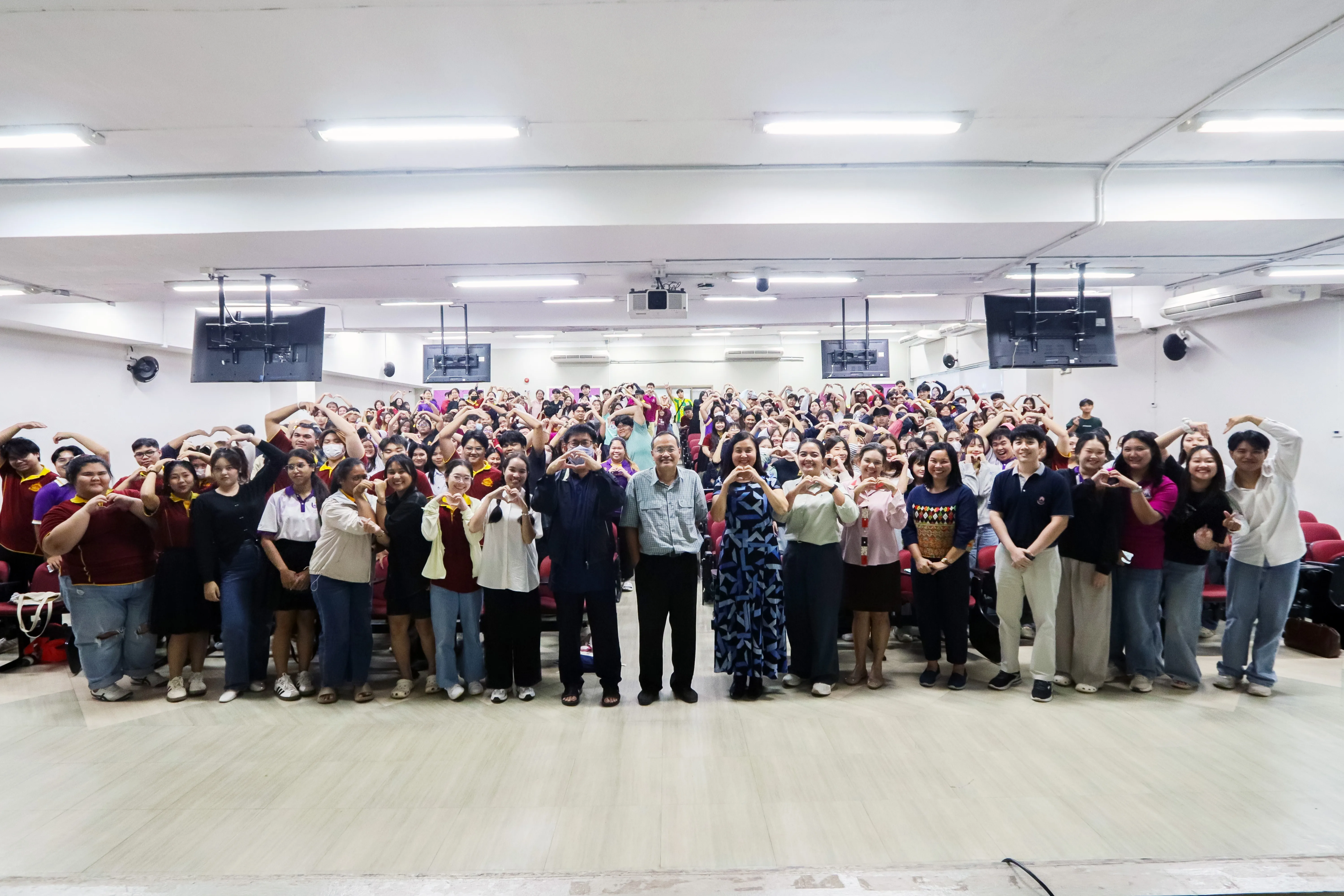 คณะรัฐศาสตร์และสังคมศาสตร์ ม.พะเยา จัดกิจกรรมเตรียมความพร้อมก่อนฝึกงานให้นิสิตปี 4