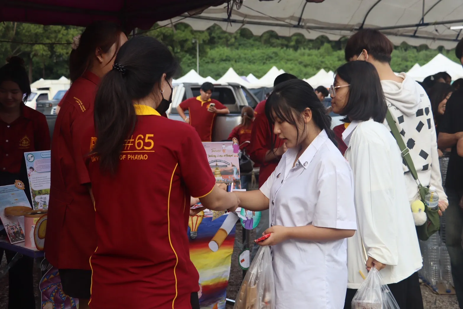 นิสิตรัฐศาสตร์ ม.พะเยา ขับเคลื่อนนวัตกรรมท้องถิ่นผ่านเวที Next-Gen Phayao