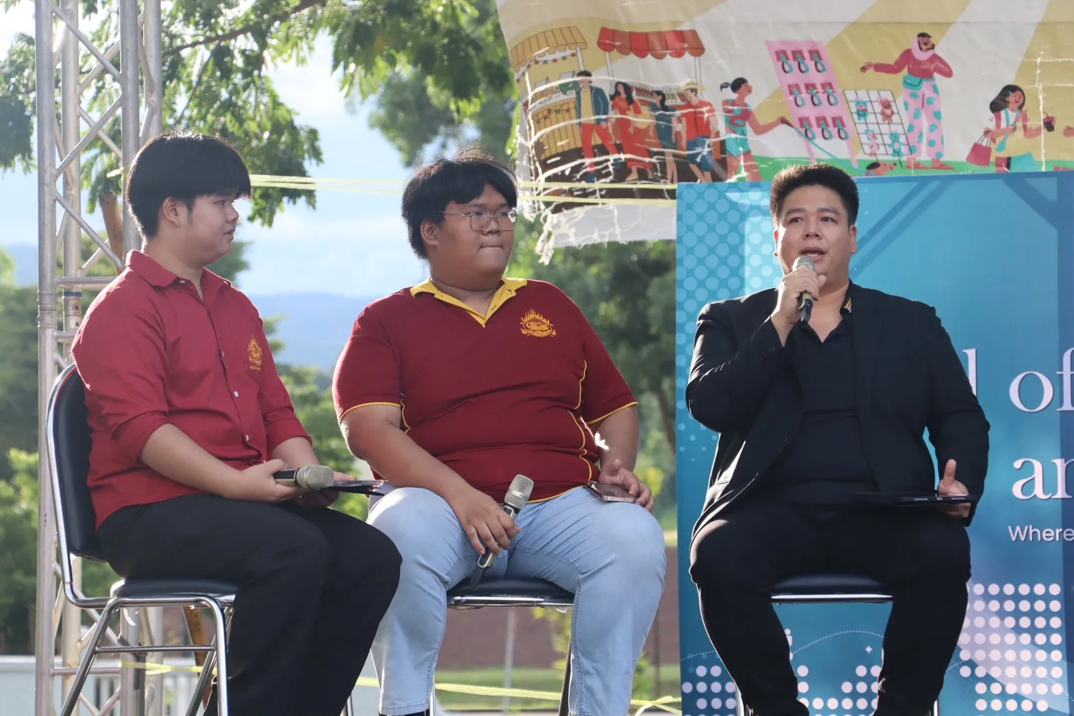 นิสิตรัฐศาสตร์ ม.พะเยา ขับเคลื่อนนวัตกรรมท้องถิ่นผ่านเวที Next-Gen Phayao