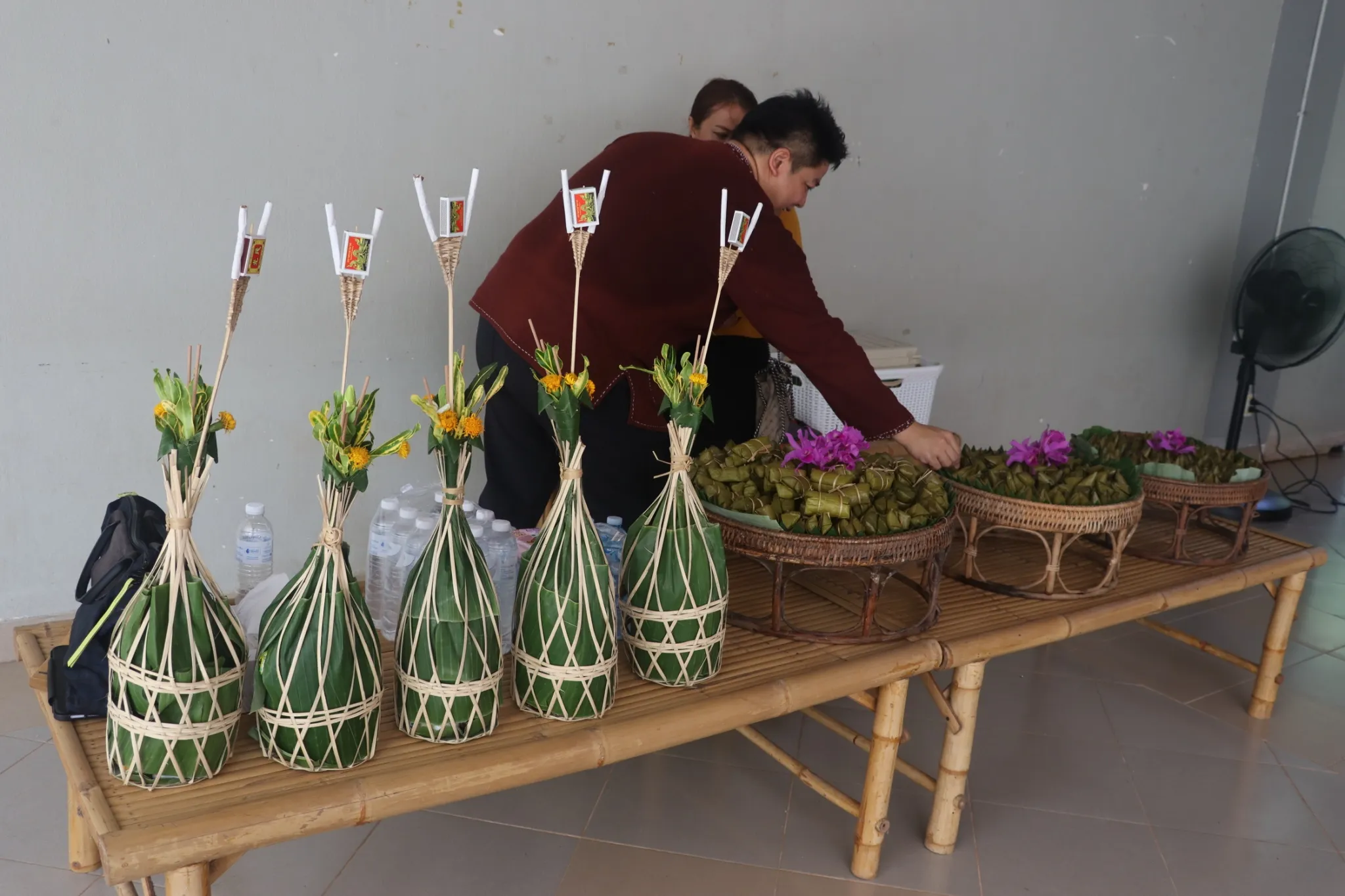 คณะรัฐศาสตร์และสังคมศาสตร์ มหาวิทยาลัยพะเยา จัดกิจกรรม “เสวนาและนิทรรศการประเพณีตักบาตรเทโวโรหณะ และประเพณีตานต้อด” ประจำปี 2568 เพื่อสืบสานวัฒนธรรมท้องถิ่น เชื่อมโยงปัญญากับชุมชนสู่ความยั่งยืน