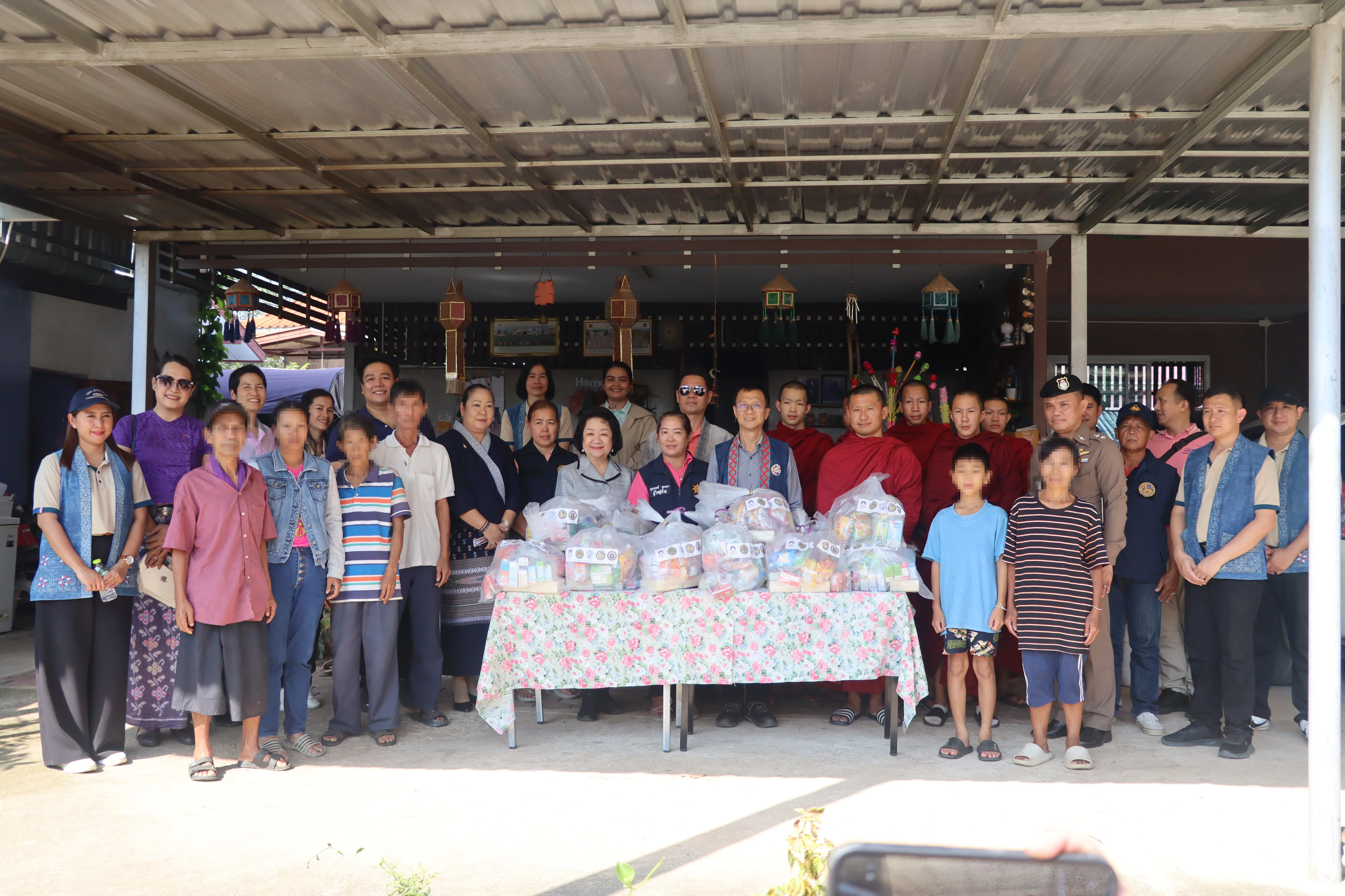 คณะรัฐศาสตร์และสังคมศาสตร์ ม.พะเยา ร่วมสืบสาน "ประเพณีตานต้อด" ประจำปี 2568 พร้อมส่งมอบความช่วยเหลือแก่ชุมชน