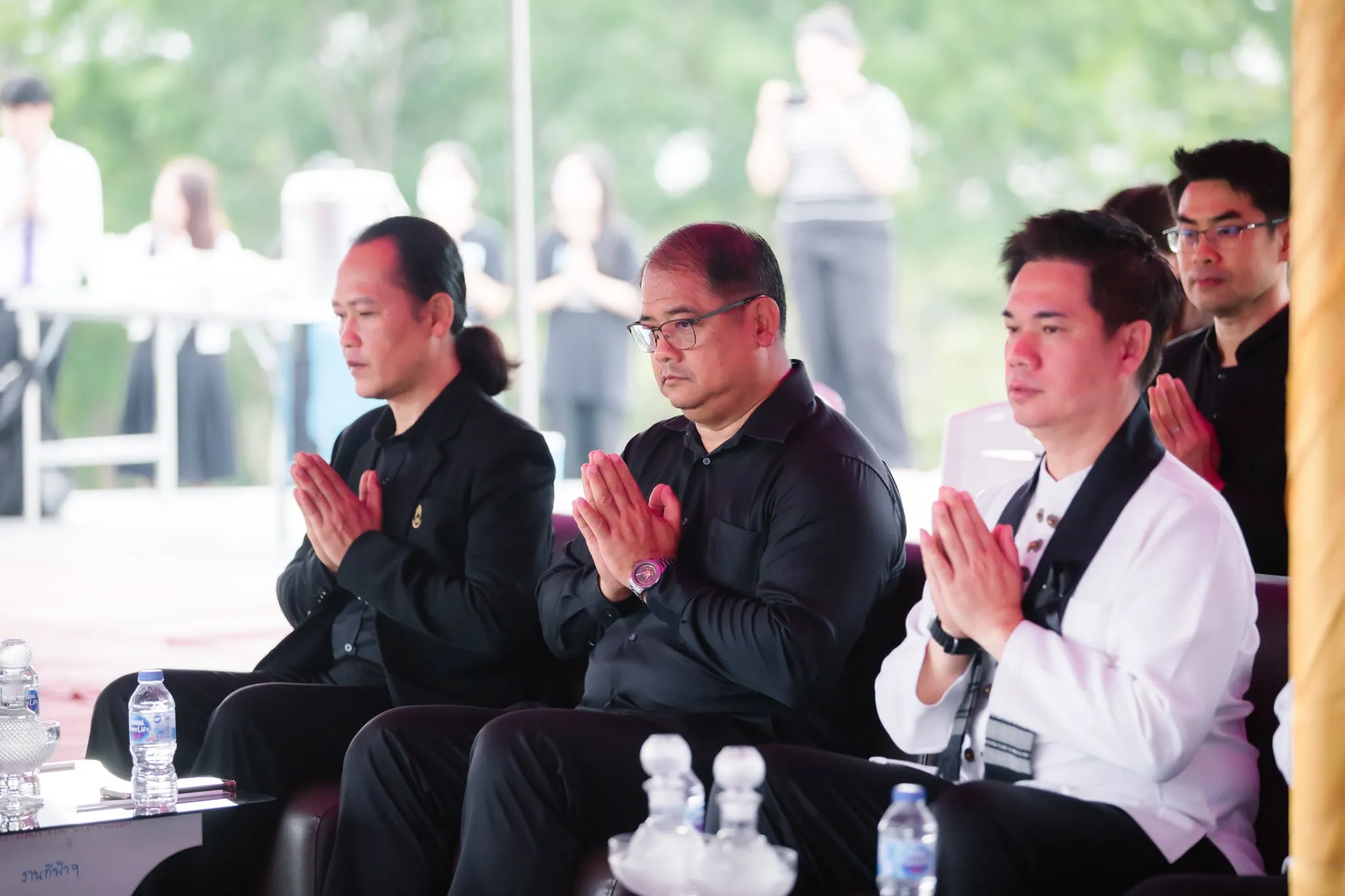 คณะรัฐศาสตร์และสังคมศาสตร์ มหาวิทยาลัยพะเยา ร่วมกิจกรรมตักบาตรบำเพ็ญพระราชกุศลถวายแด่สมเด็จพระนางเจ้าสิริกิติ์ พระบรมราชินีนาถ พระบรมราชชนนีพันปีหลวง