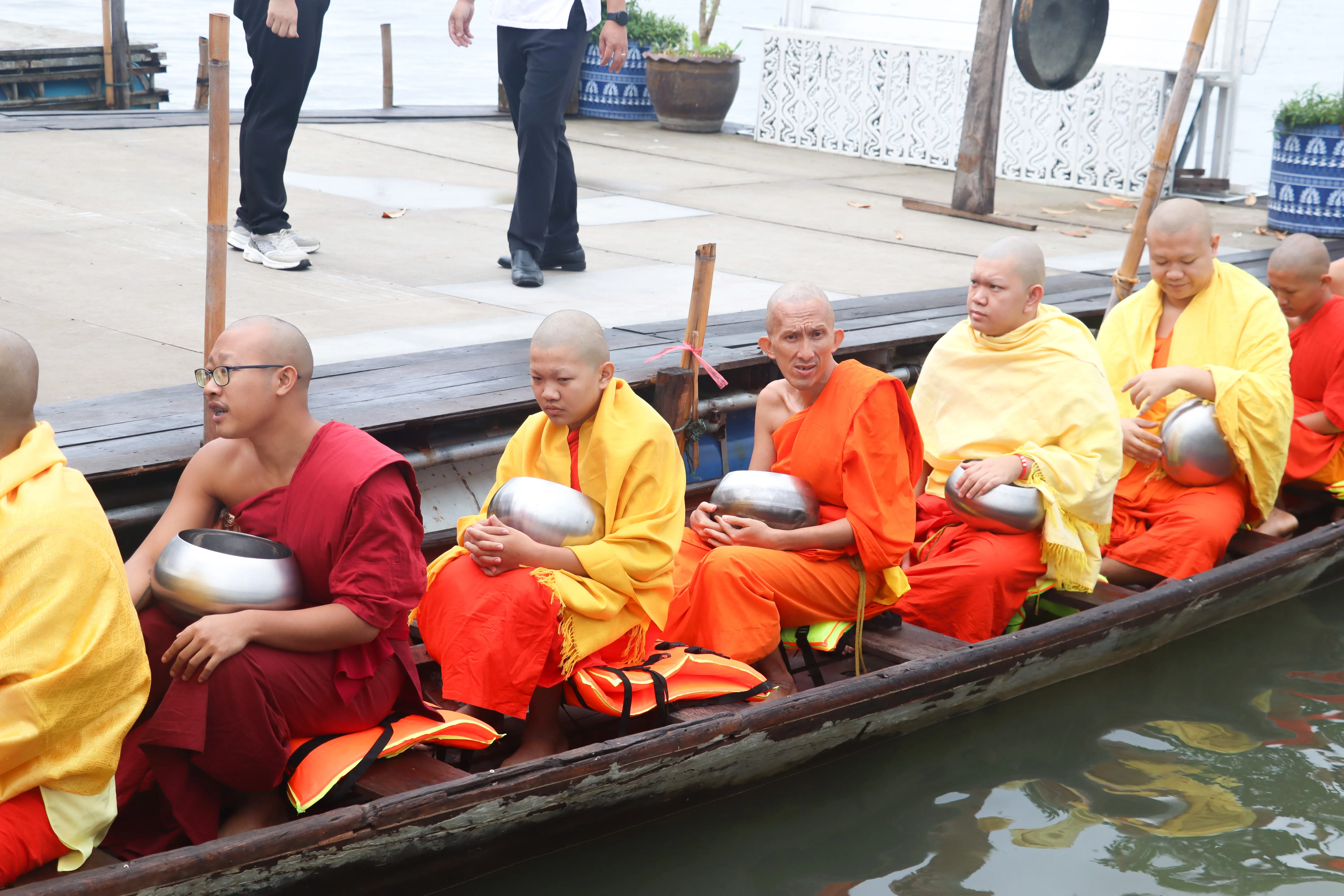 คณะรัฐศาสตร์และสังคมศาสตร์ มหาวิทยาลัยพะเยา ร่วมกิจกรรม “โมเมนต์แห่งความทรงจำ 15 ค่ำ เดือน 12” สืบสานประเพณีล้านนาและถวายเป็นพระราชกุศล