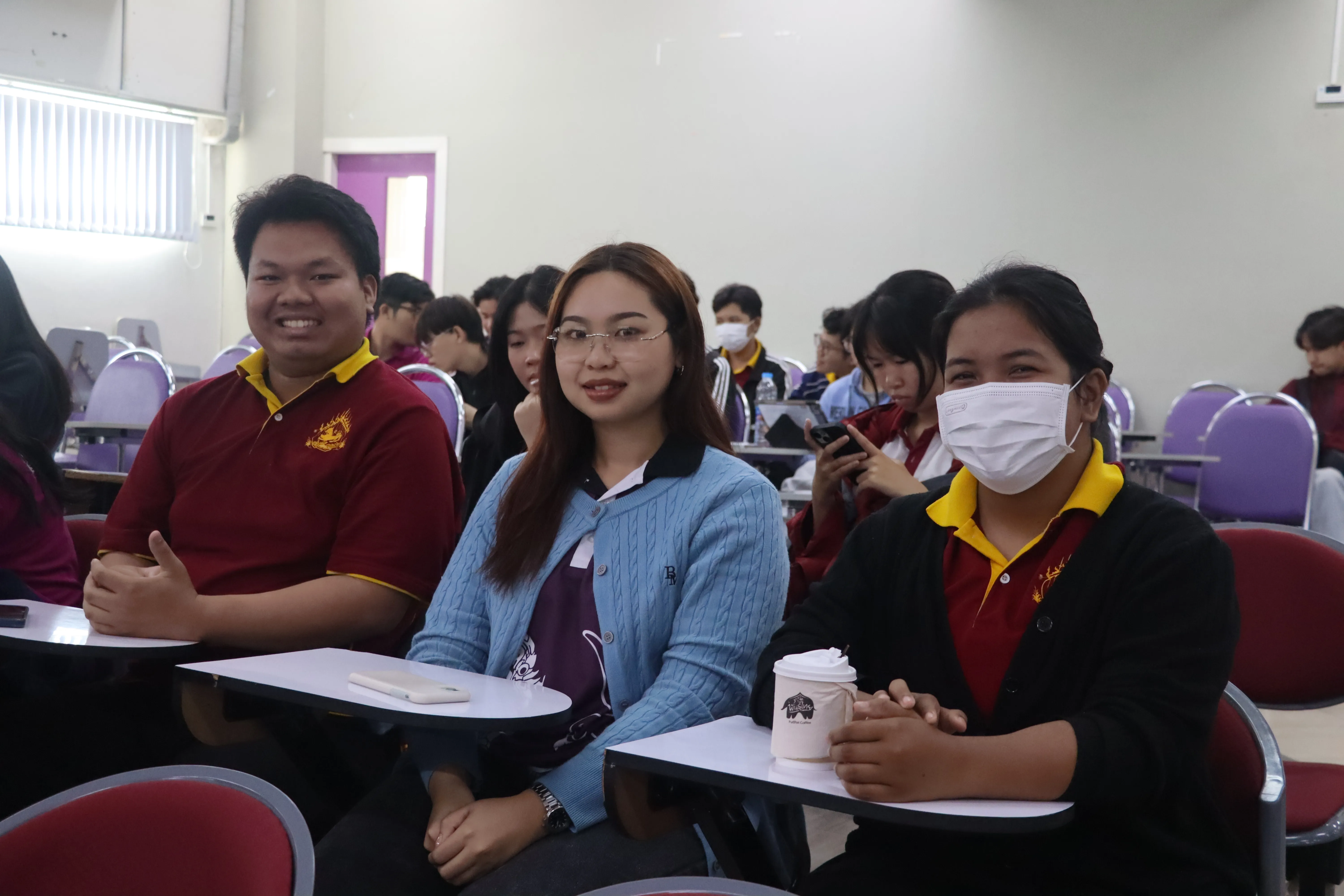 นิสิตรัฐศาสตร์ คณะรัฐศาสตร์และสังคมศาสตร์ มพ. กว่า 148 คน สัมผัสจริงนโยบายรถไฟสายเหนือ เชื่อมภาคเรียนสู่ภาคสนาม