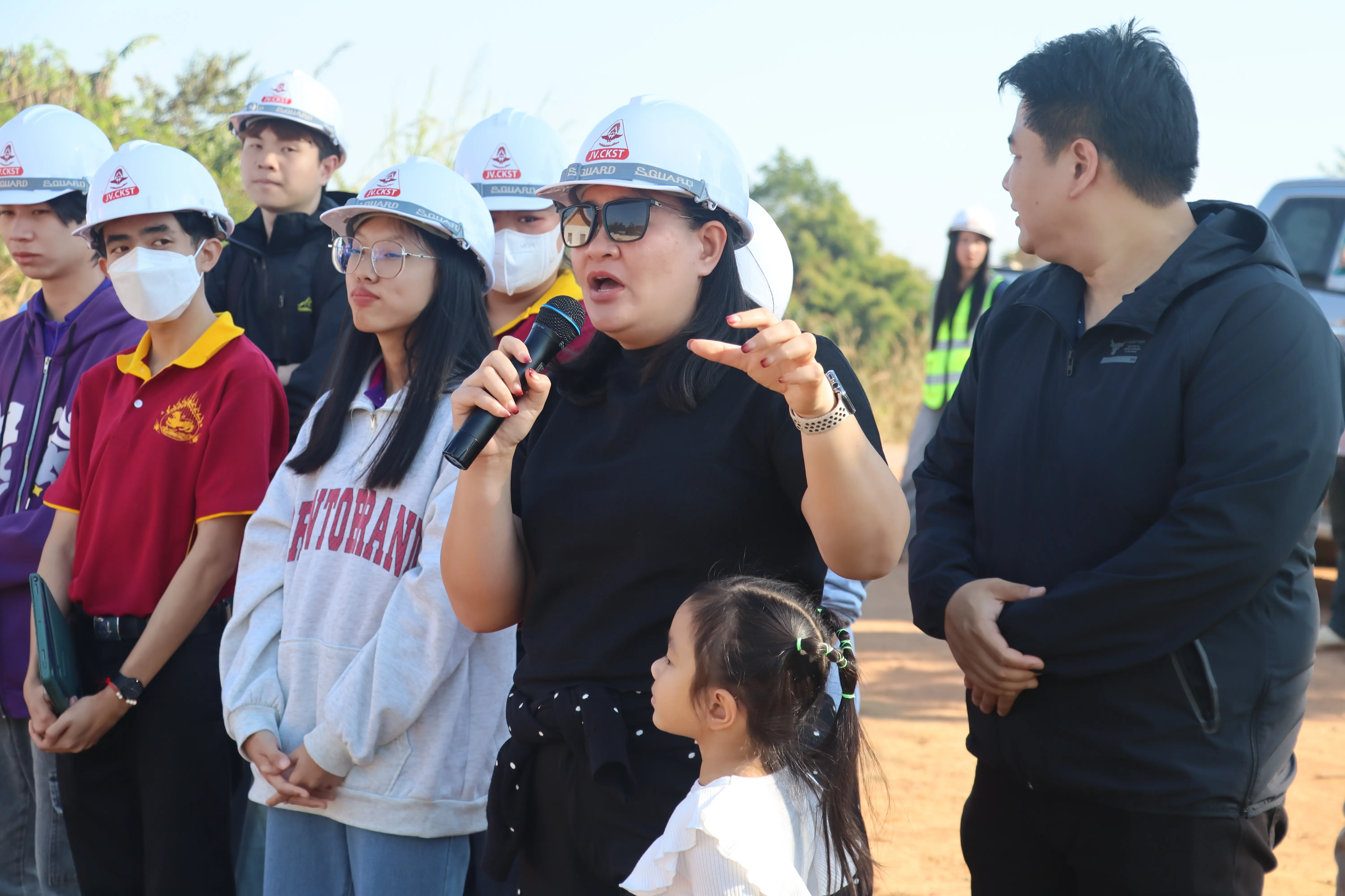 นิสิตรัฐศาสตร์ คณะรัฐศาสตร์และสังคมศาสตร์ มพ. กว่า 148 คน สัมผัสจริงนโยบายรถไฟสายเหนือ เชื่อมภาคเรียนสู่ภาคสนาม