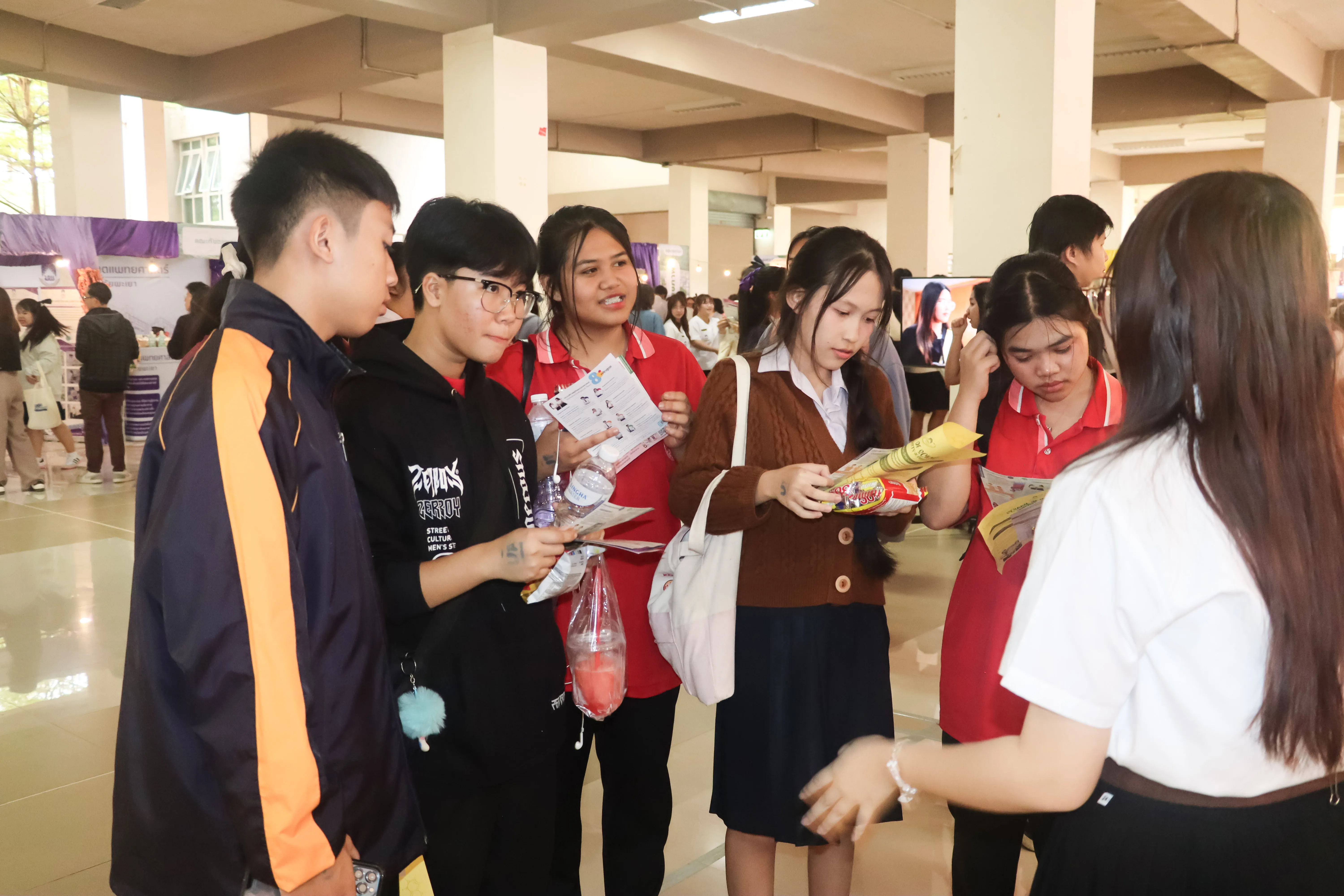 คึกคัก! คณะรัฐศาสตร์และสังคมศาสตร์ ม.พะเยา แนะแนวการศึกษา 4 หลักสูตรฮิต ในงาน Open House 2026 มหาวิทยาลัยพะเยา