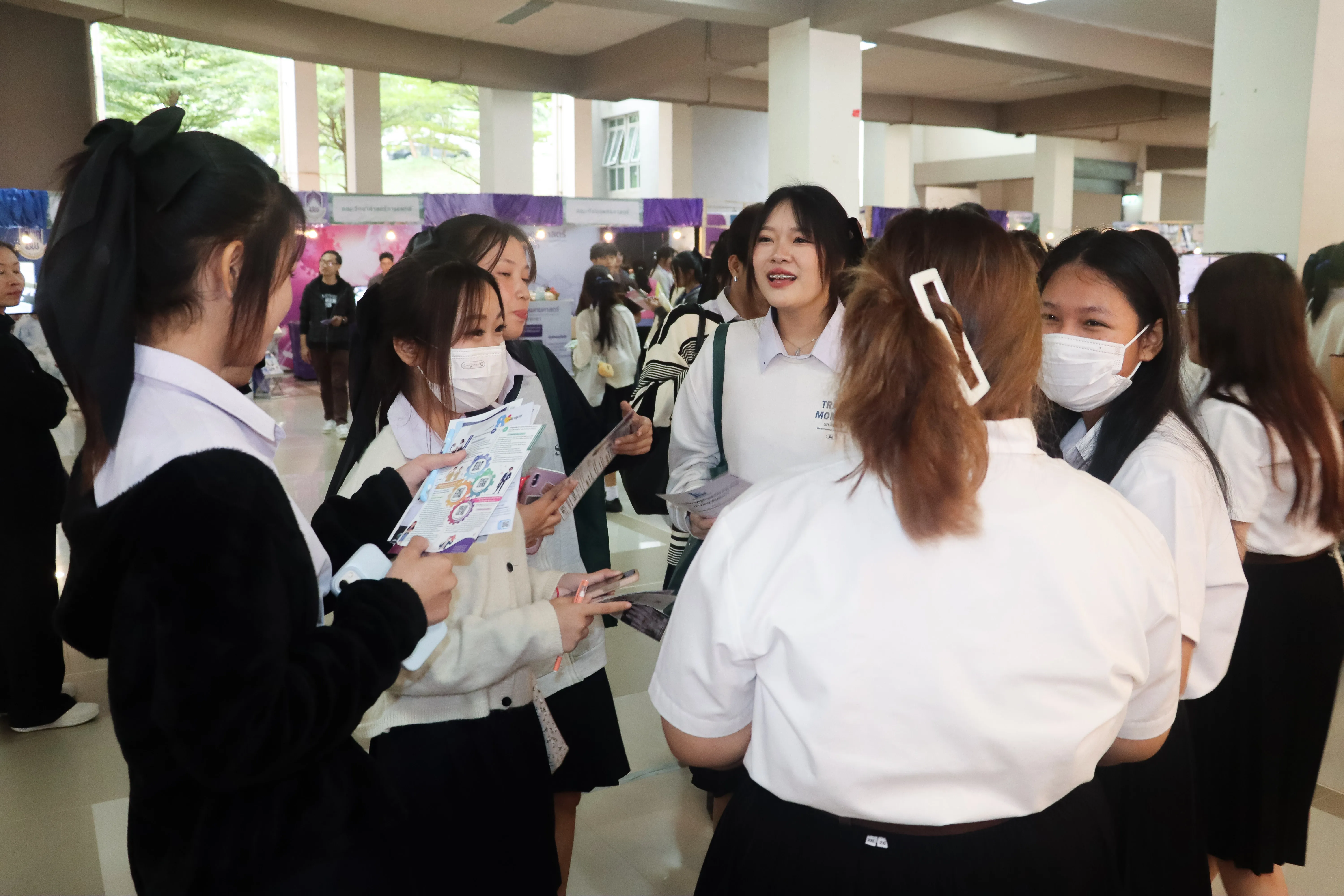 คึกคัก! คณะรัฐศาสตร์และสังคมศาสตร์ ม.พะเยา แนะแนวการศึกษา 4 หลักสูตรฮิต ในงาน Open House 2026 มหาวิทยาลัยพะเยา